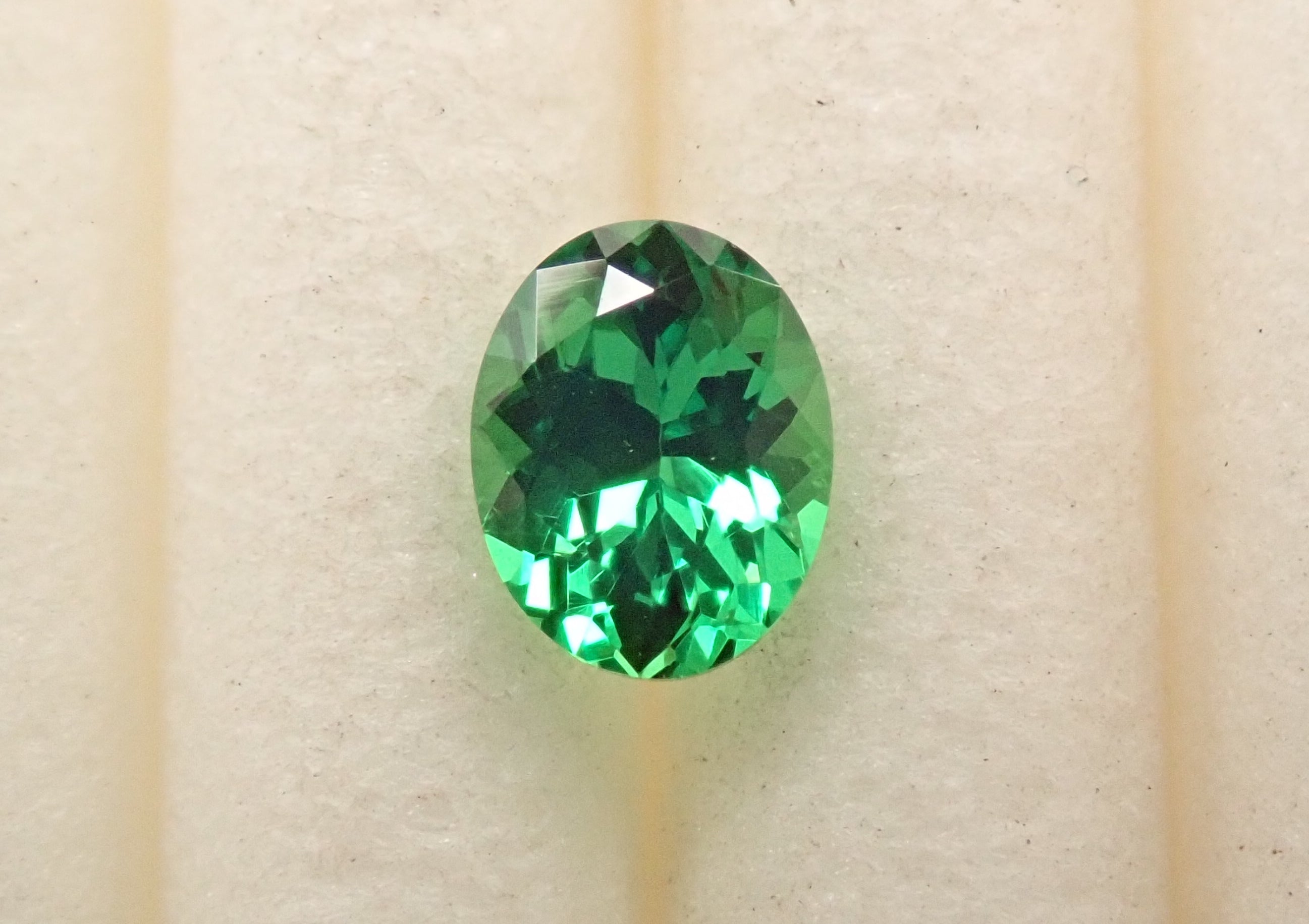 【2/26 22時販売】ケニア産ツァボライト 0.164ctルース