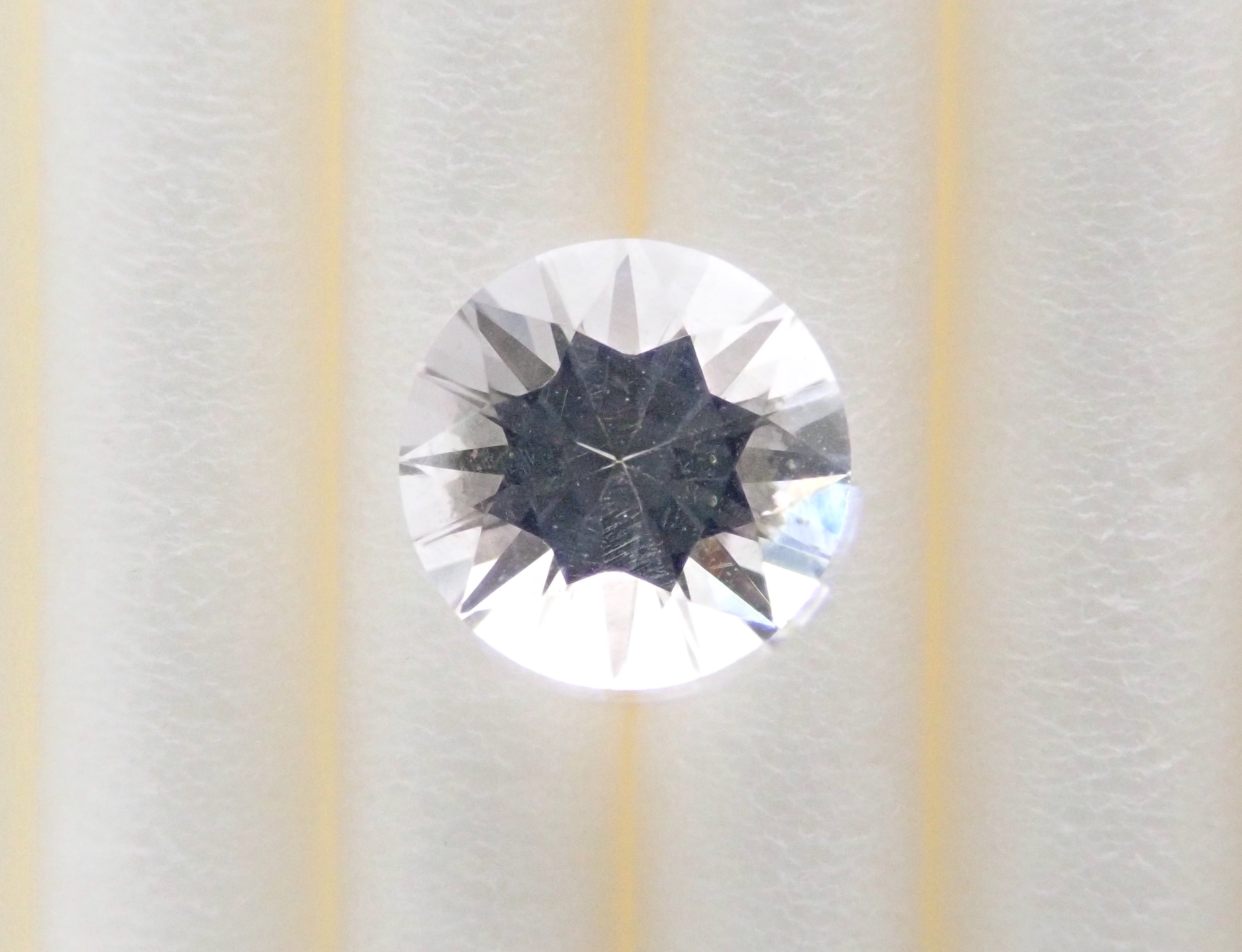 美國赫基默鑽石(水晶)5.5 毫米/0.534 克拉裸鑽