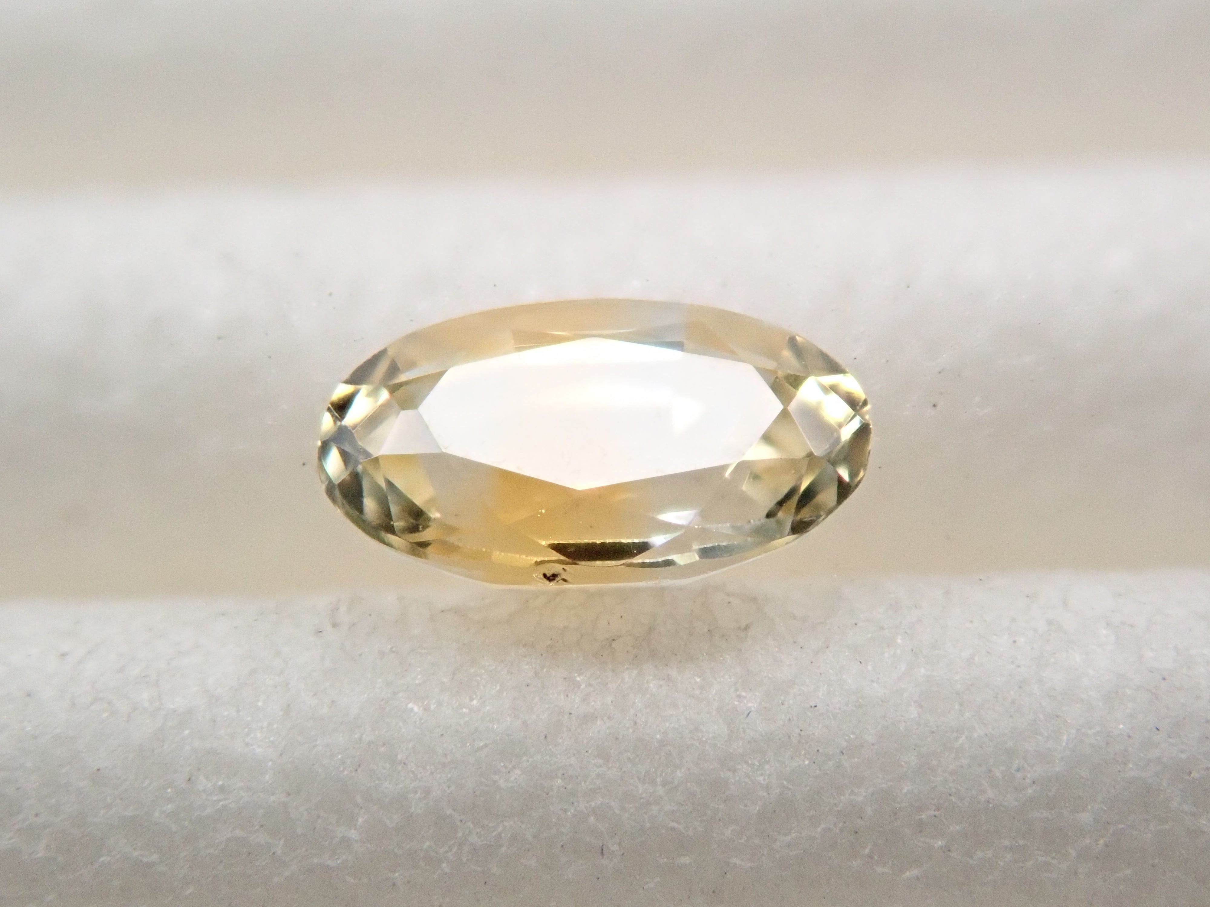 モンタナサファイア 0.285ctルース