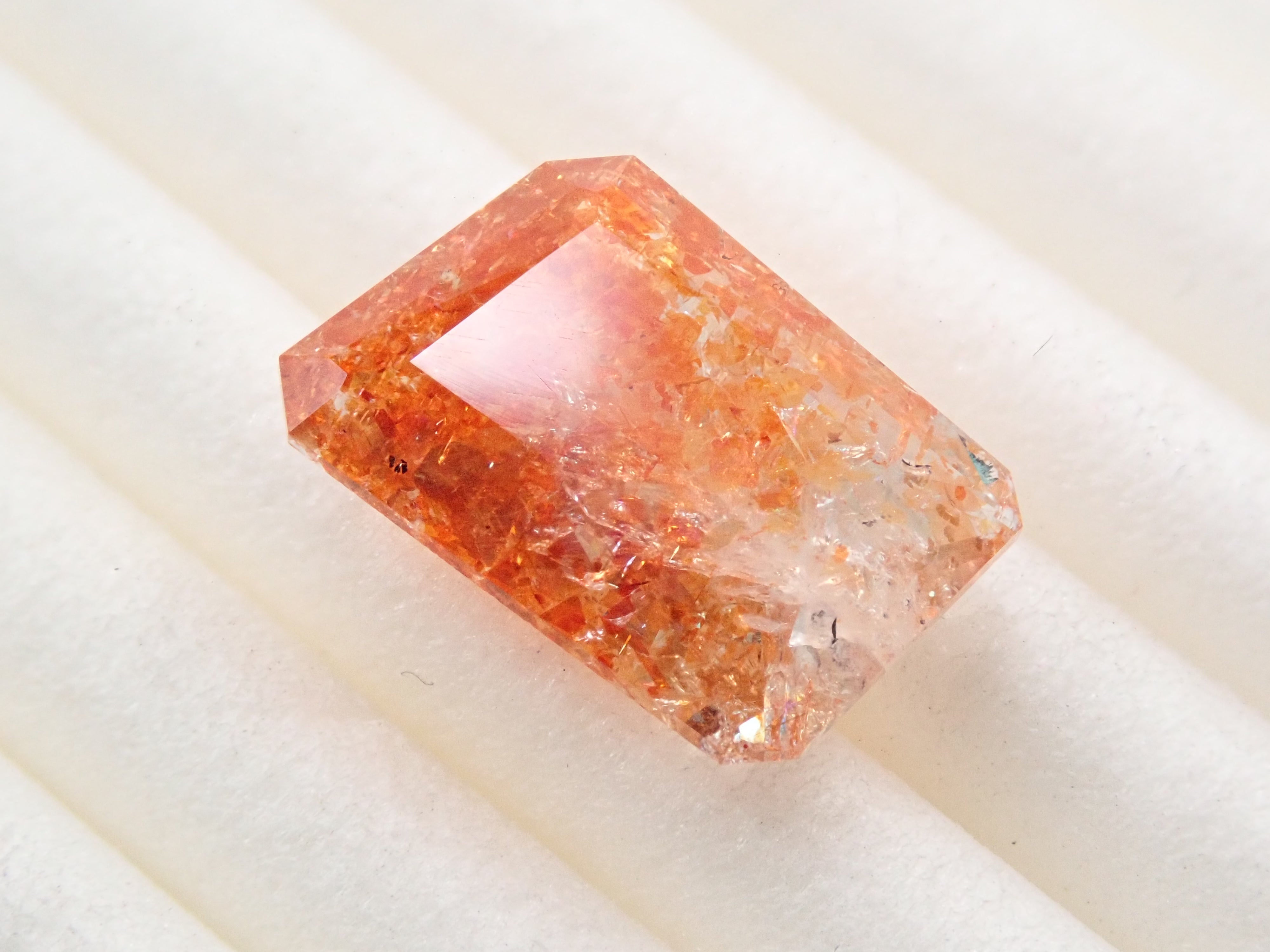 サンストーン(イリュージョンサンストーン) 1.908ctルース