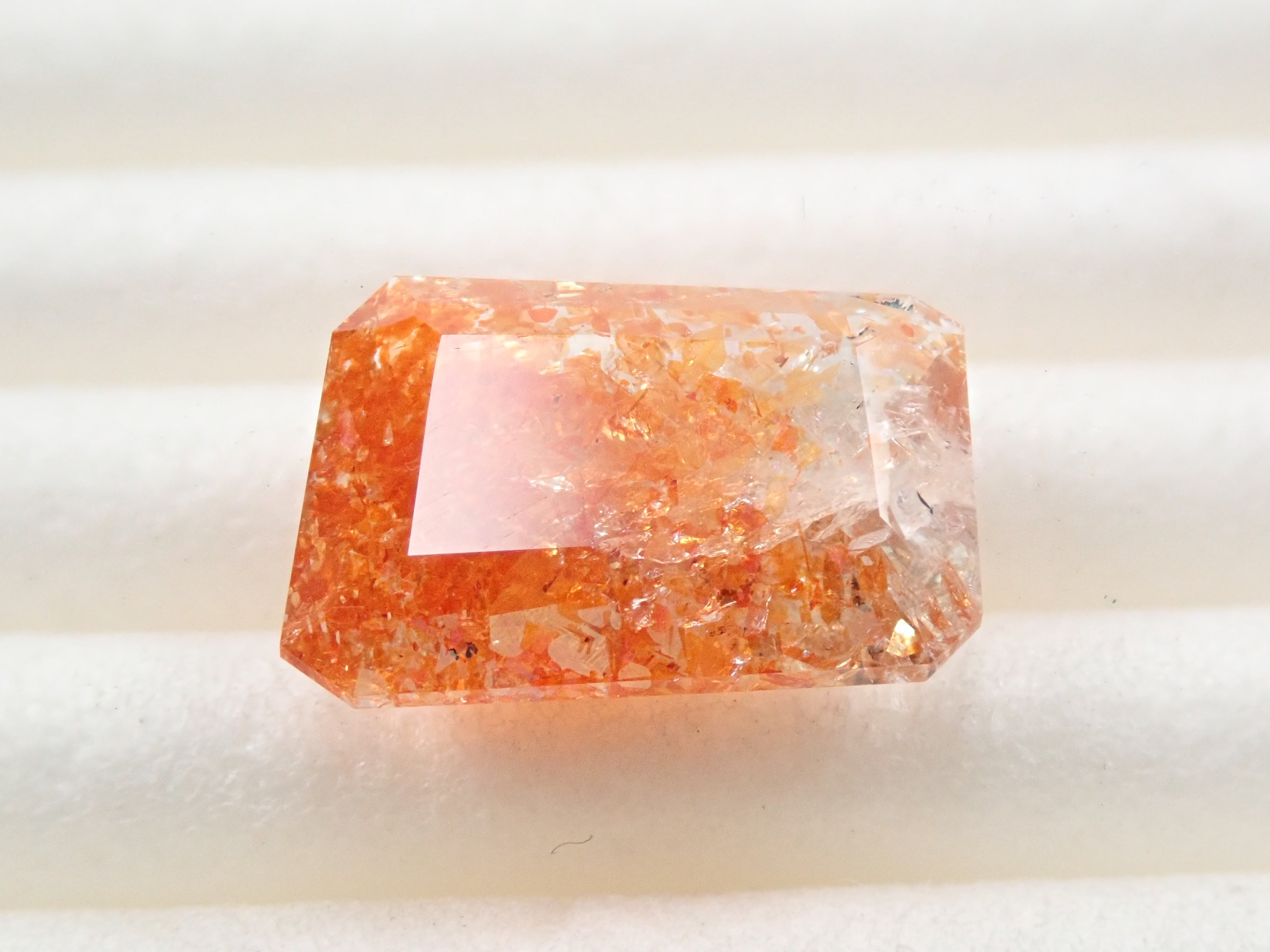 サンストーン(イリュージョンサンストーン) 1.908ctルース