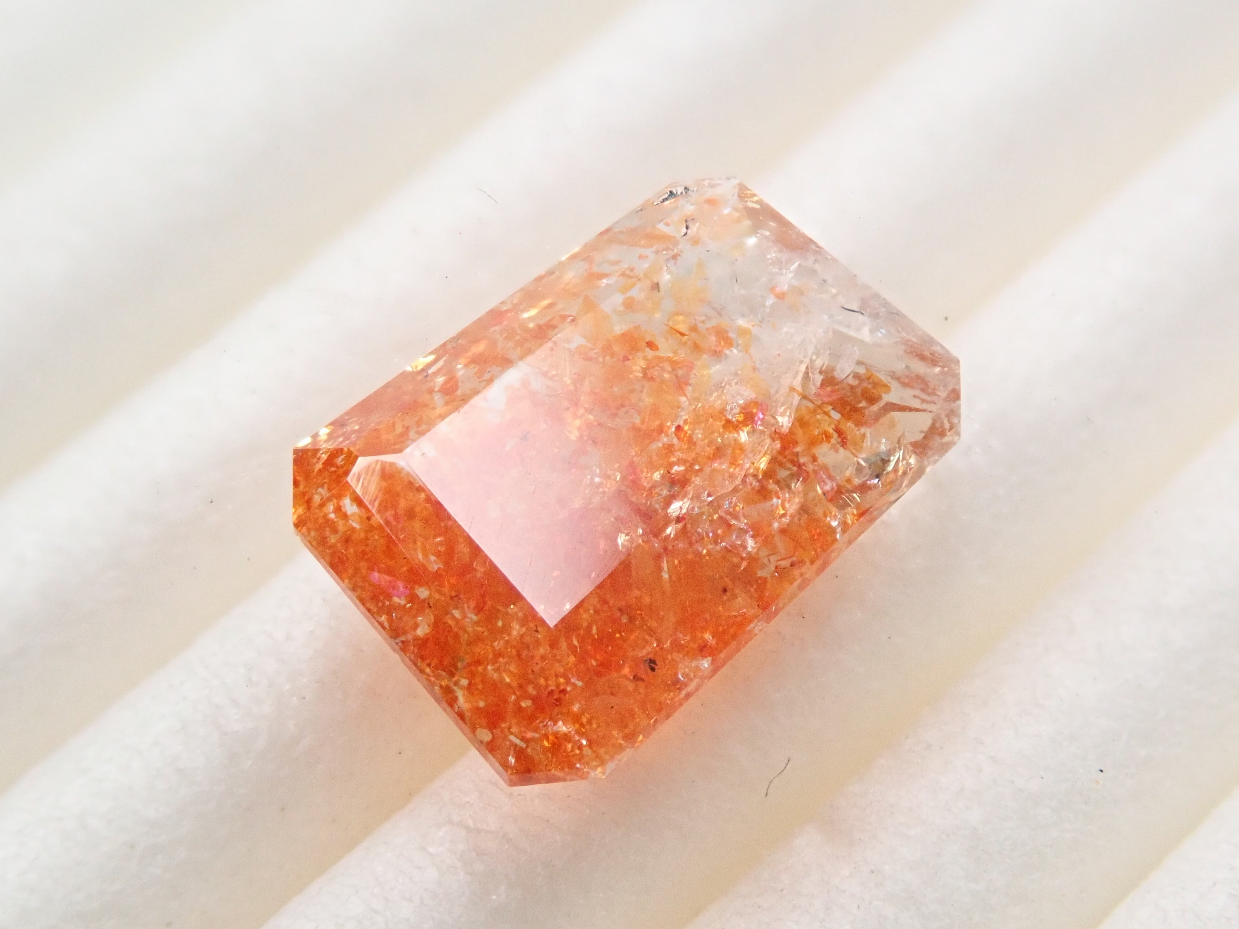 サンストーン(イリュージョンサンストーン) 1.908ctルース