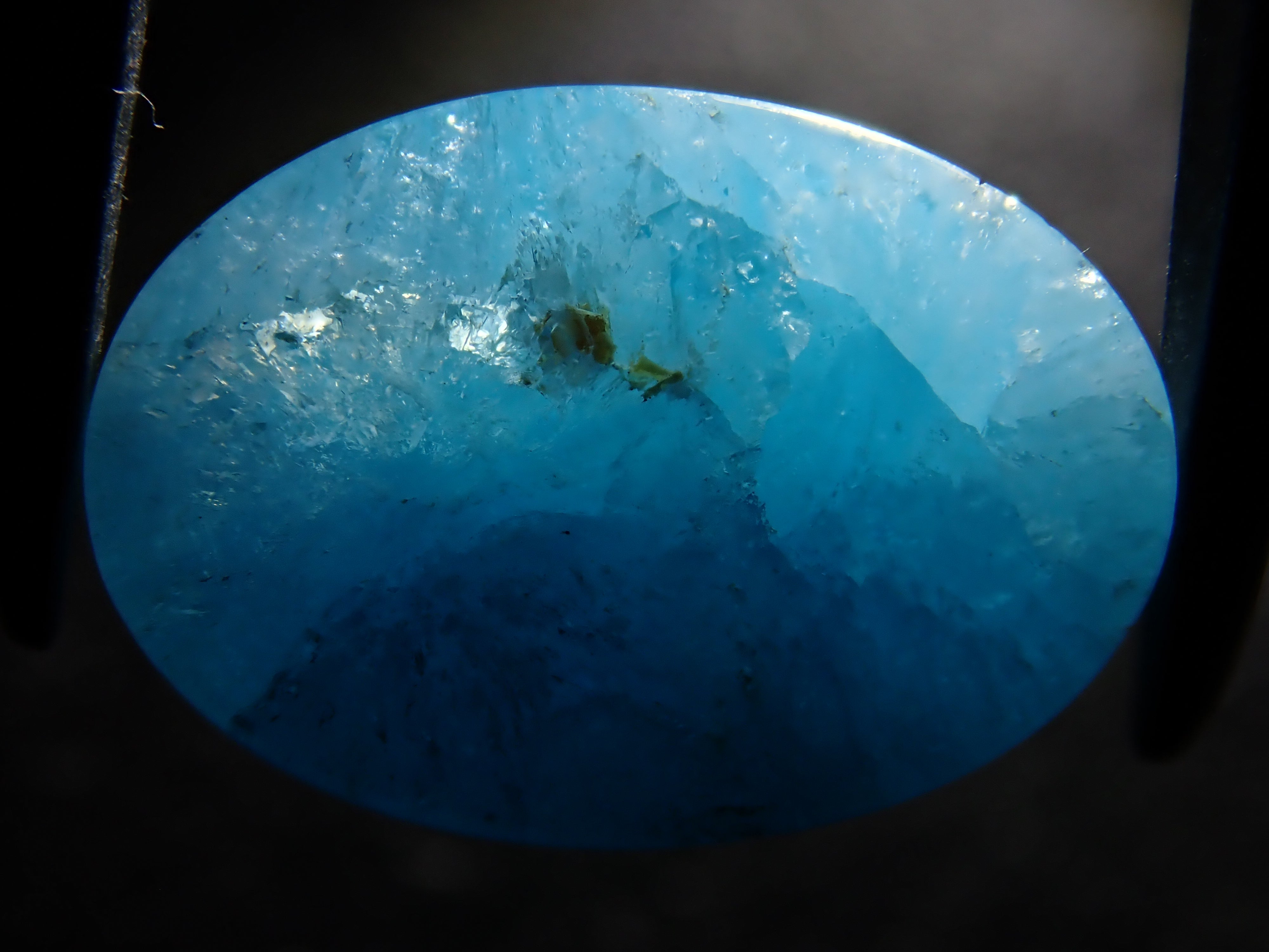 【12562026掲載】コンゴ産ヘミモルファイト 4.210ctルース