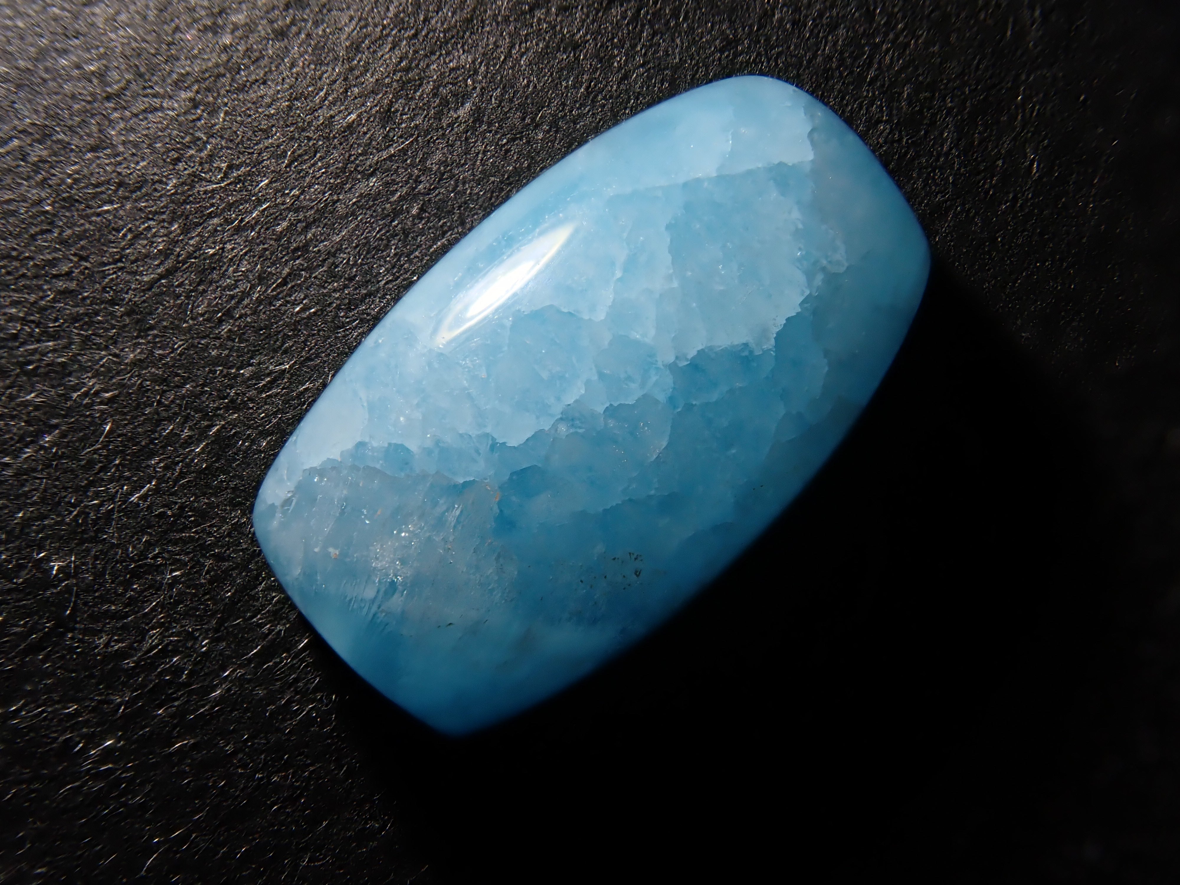 【12562029掲載】コンゴ産ヘミモルファイト 4.272ctルース