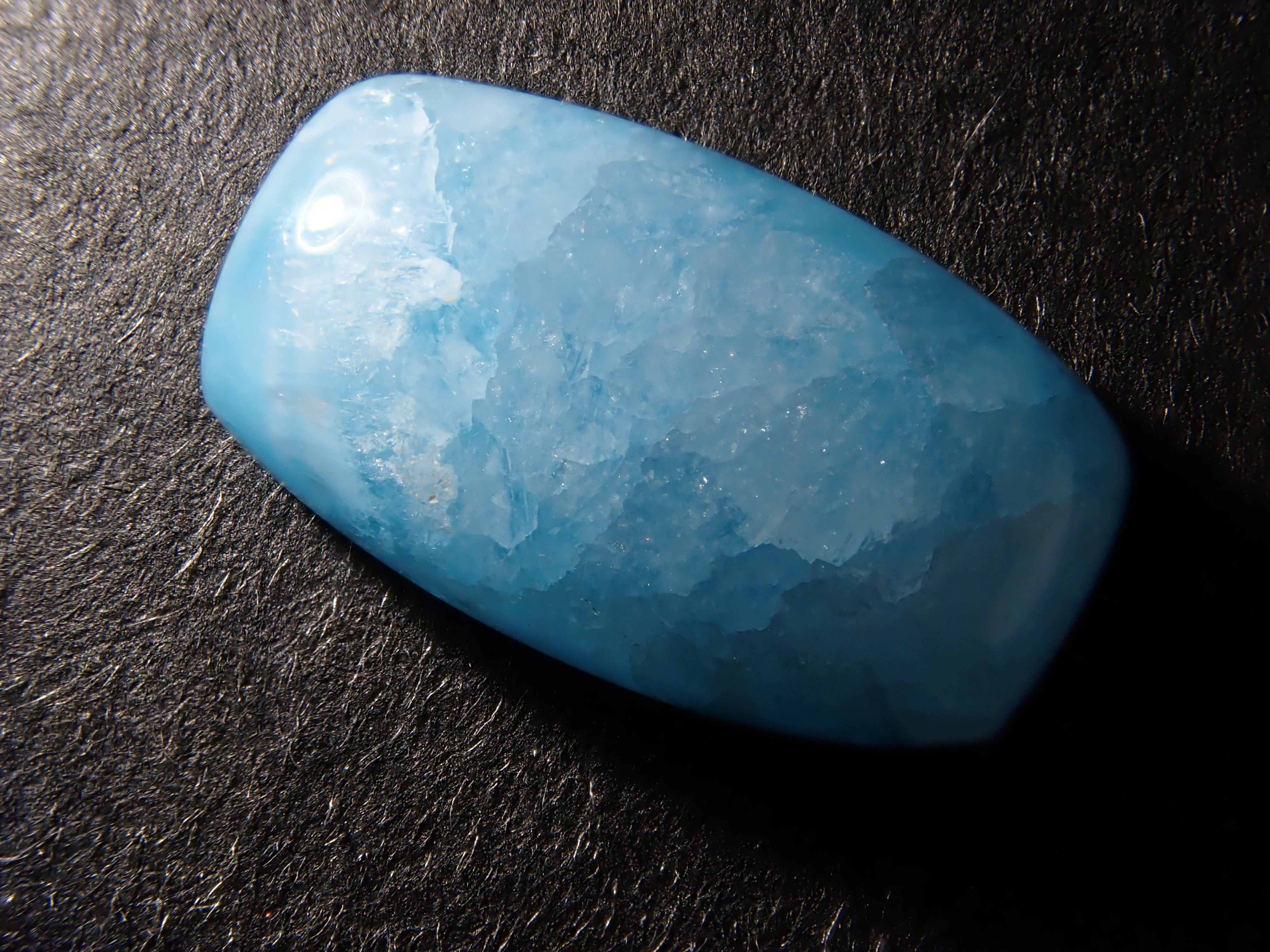 【12562029掲載】コンゴ産ヘミモルファイト 4.272ctルース