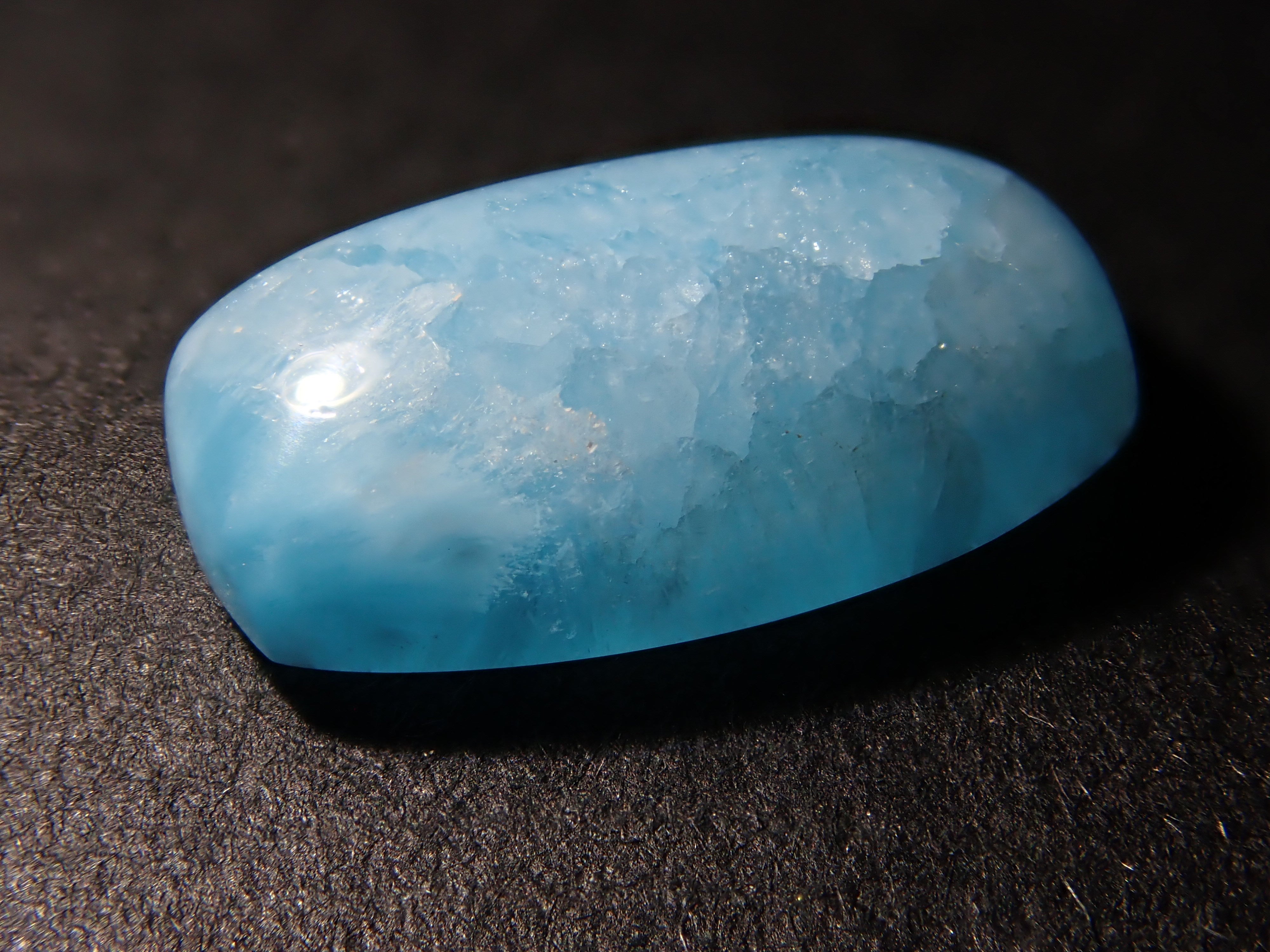 【12562029掲載】コンゴ産ヘミモルファイト 4.272ctルース