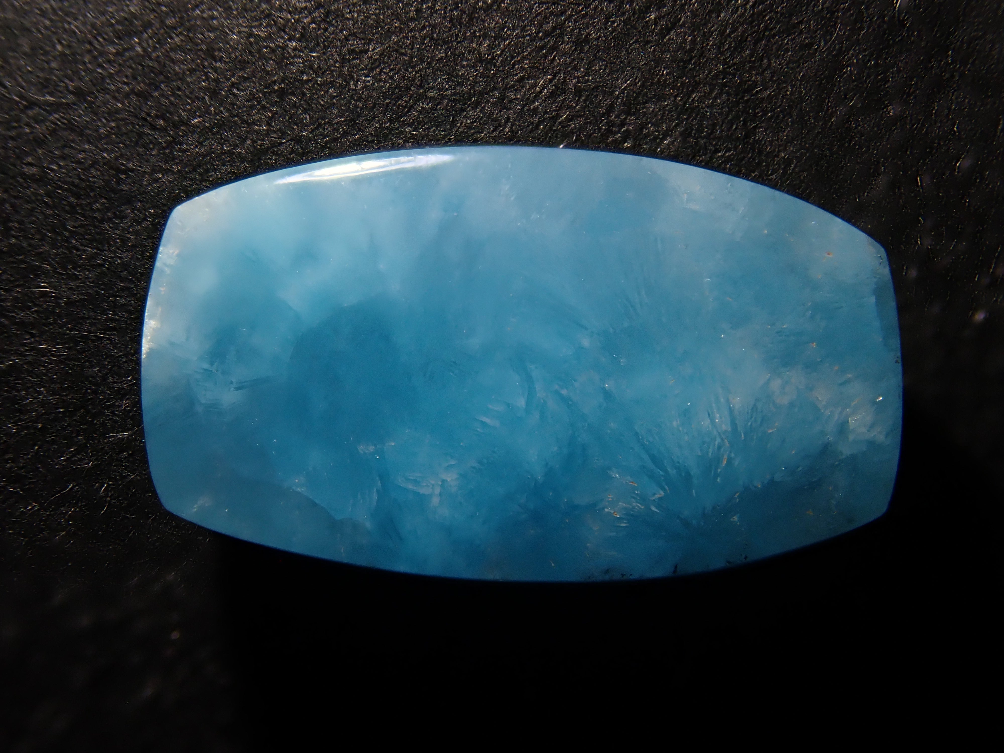 【12562029掲載】コンゴ産ヘミモルファイト 4.272ctルース