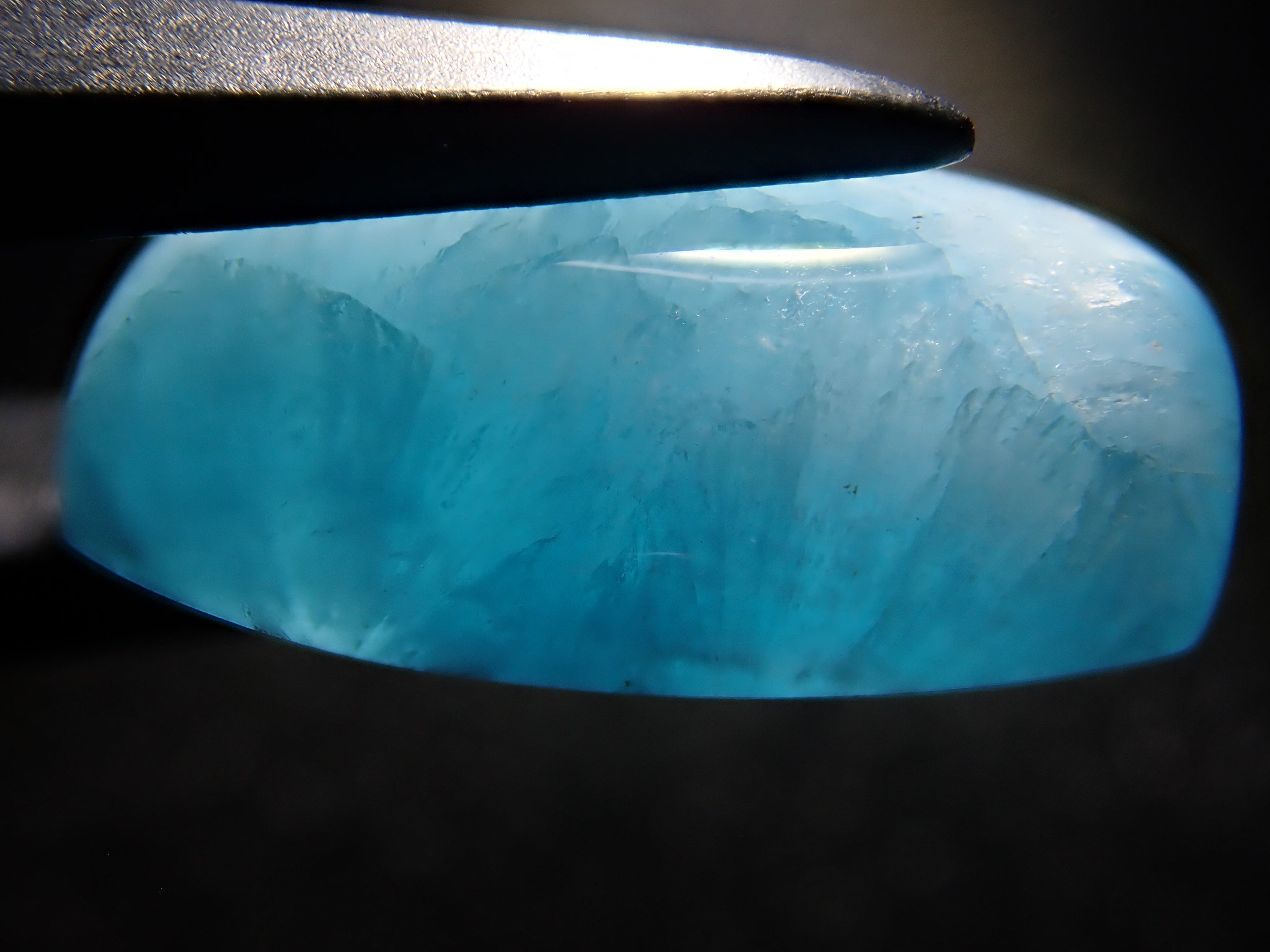 【12562029掲載】コンゴ産ヘミモルファイト 4.272ctルース