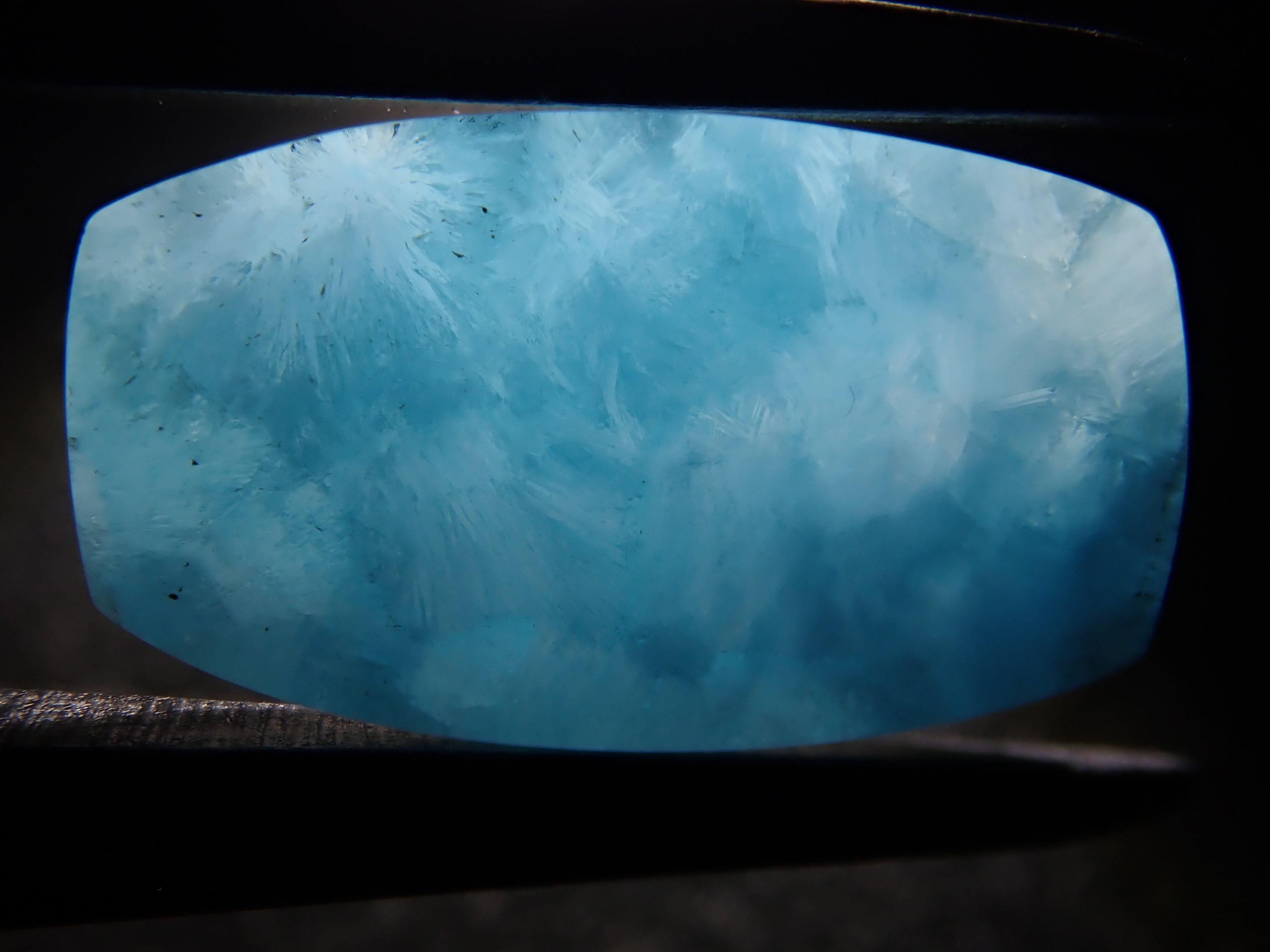 【12562029掲載】コンゴ産ヘミモルファイト 4.272ctルース