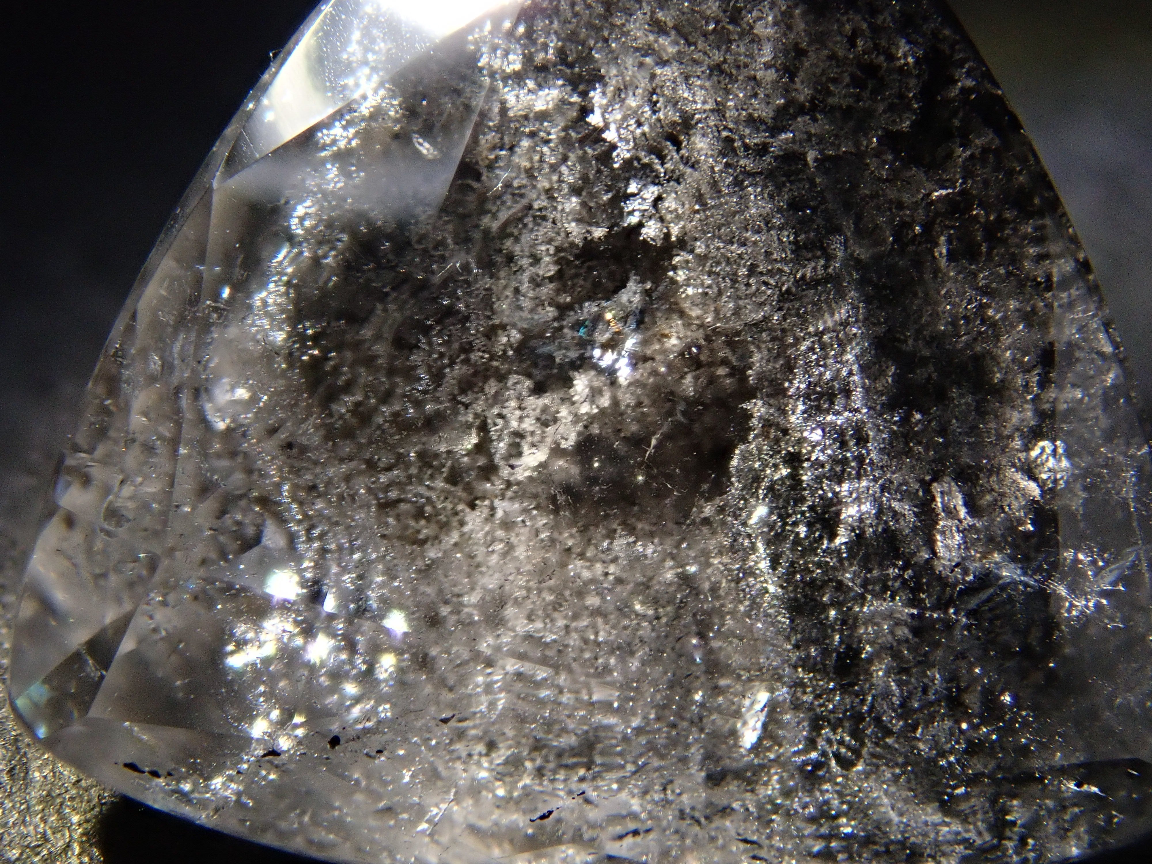 【12561990掲載】ブラジル産ブラックガーデンクォーツ 4.278ctルース