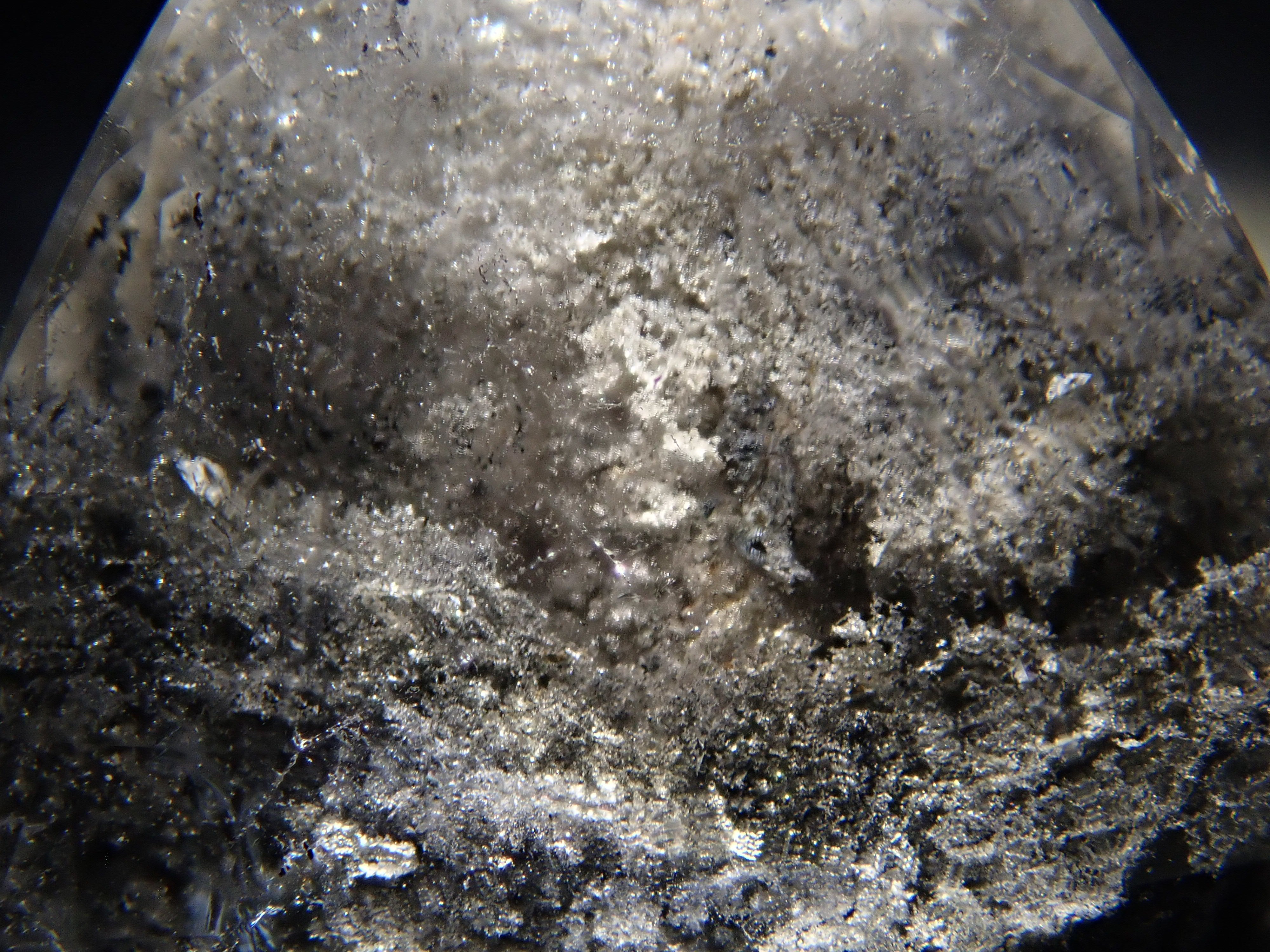 【12561990掲載】ブラジル産ブラックガーデンクォーツ 4.278ctルース