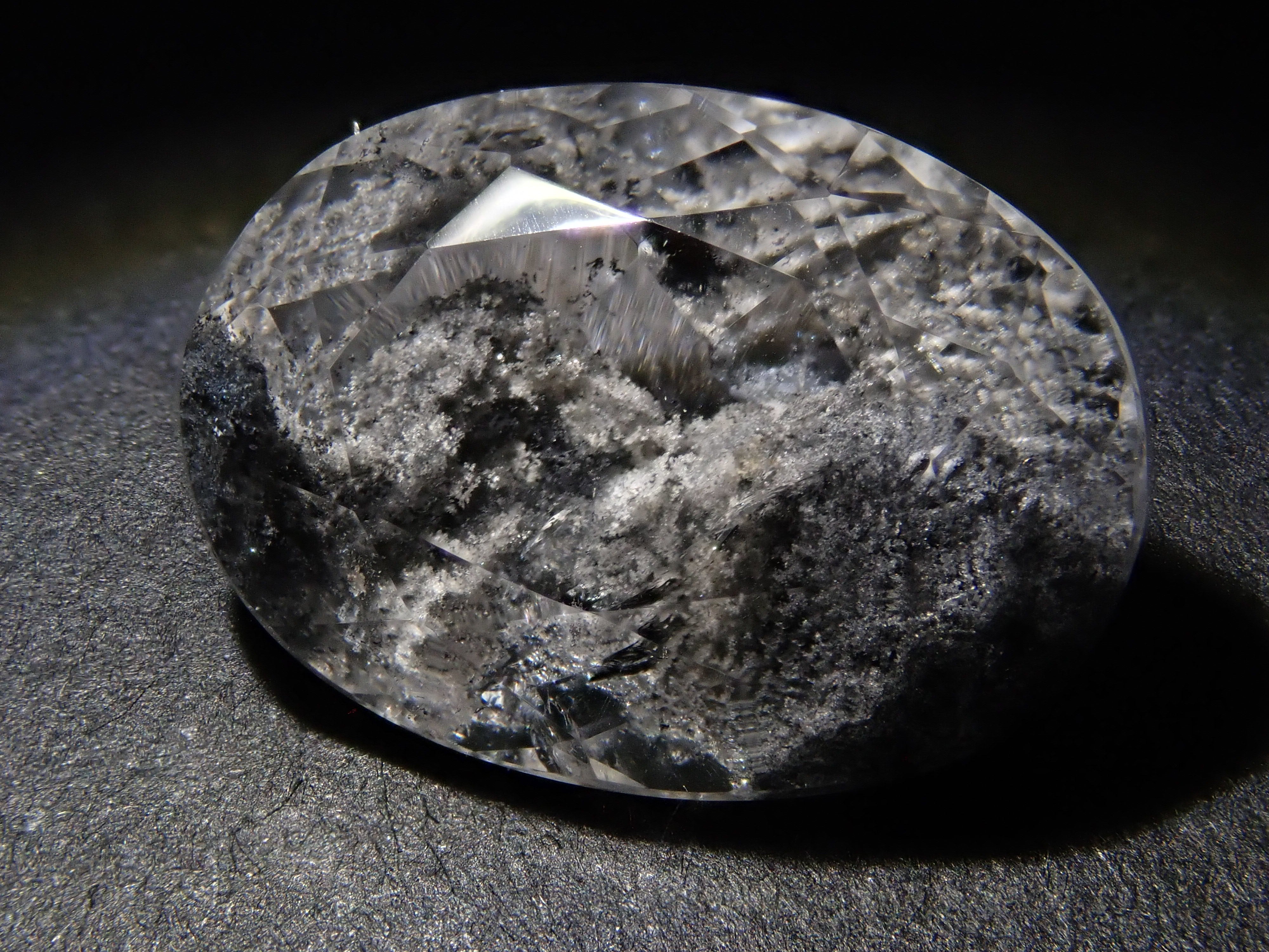 【12561991掲載】ブラジル産ブラックガーデンクォーツ 5.722ctルース