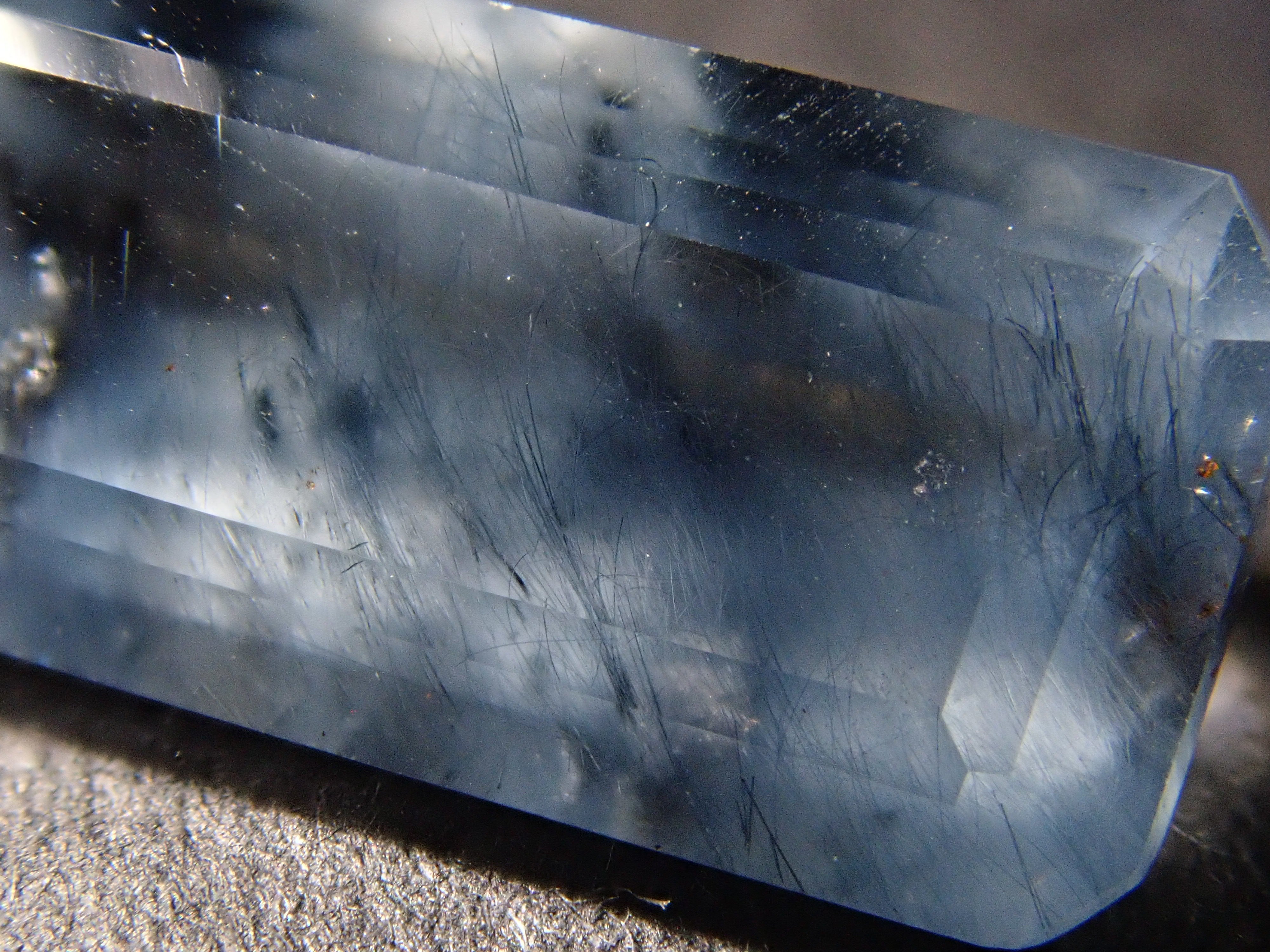 【12561993掲載】ブラジル産ブルートルマリンインクォーツ 4.256ctルース