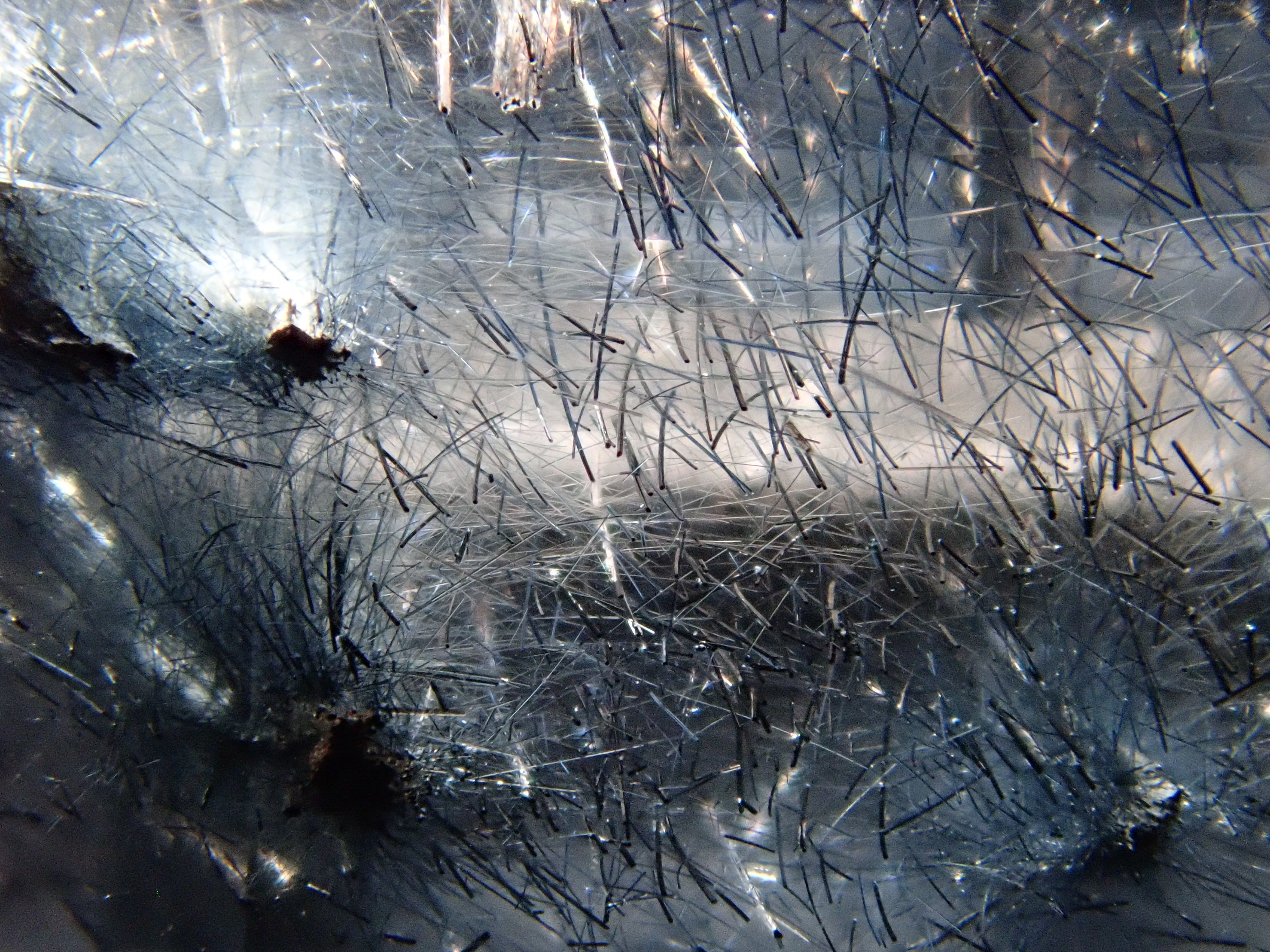 【12561994掲載】ブラジル産ブルートルマリンインクォーツ 9.251ctルース