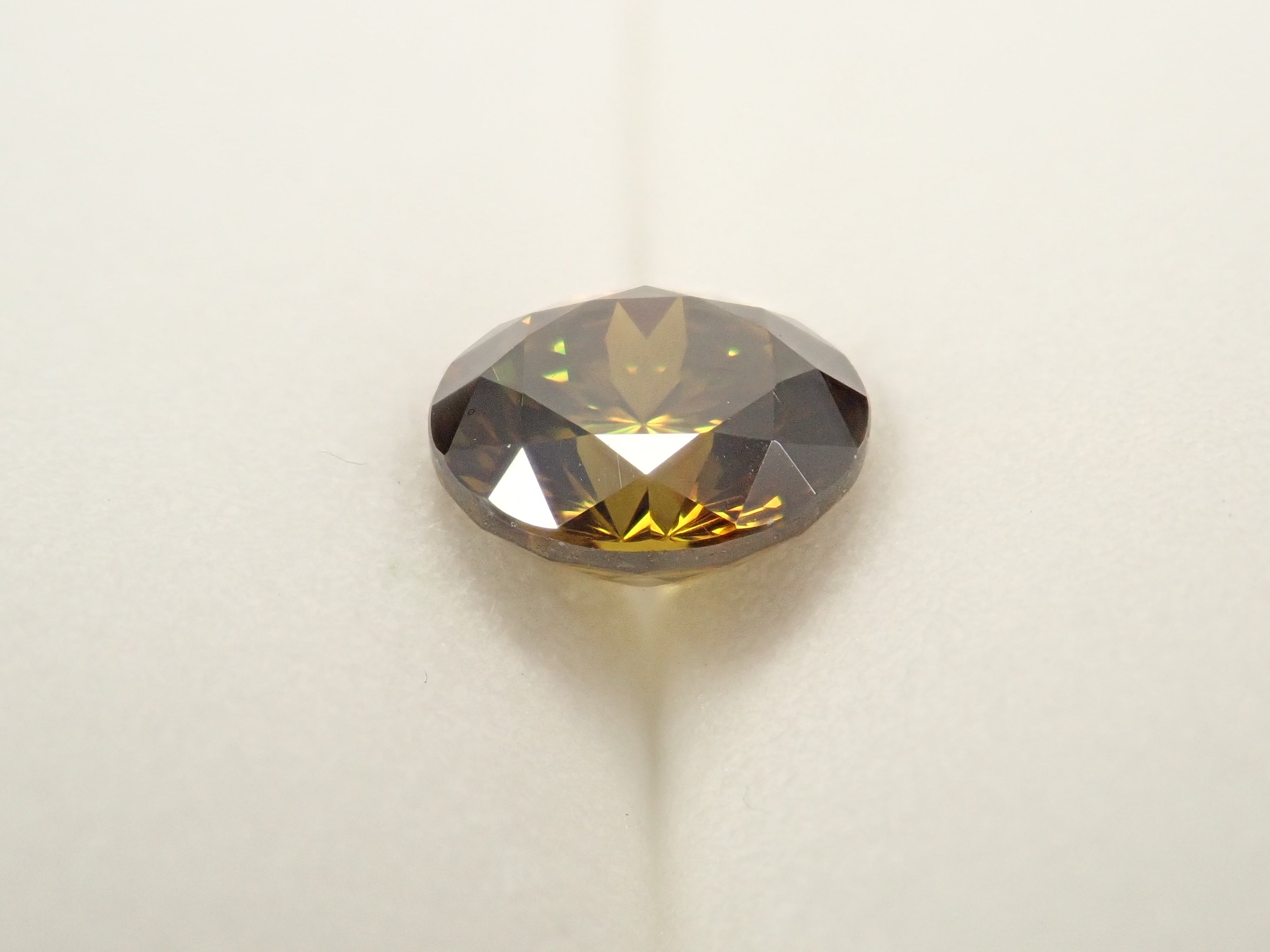 【12562013掲載】ブルガリア産スファレライト 2.233ctルース