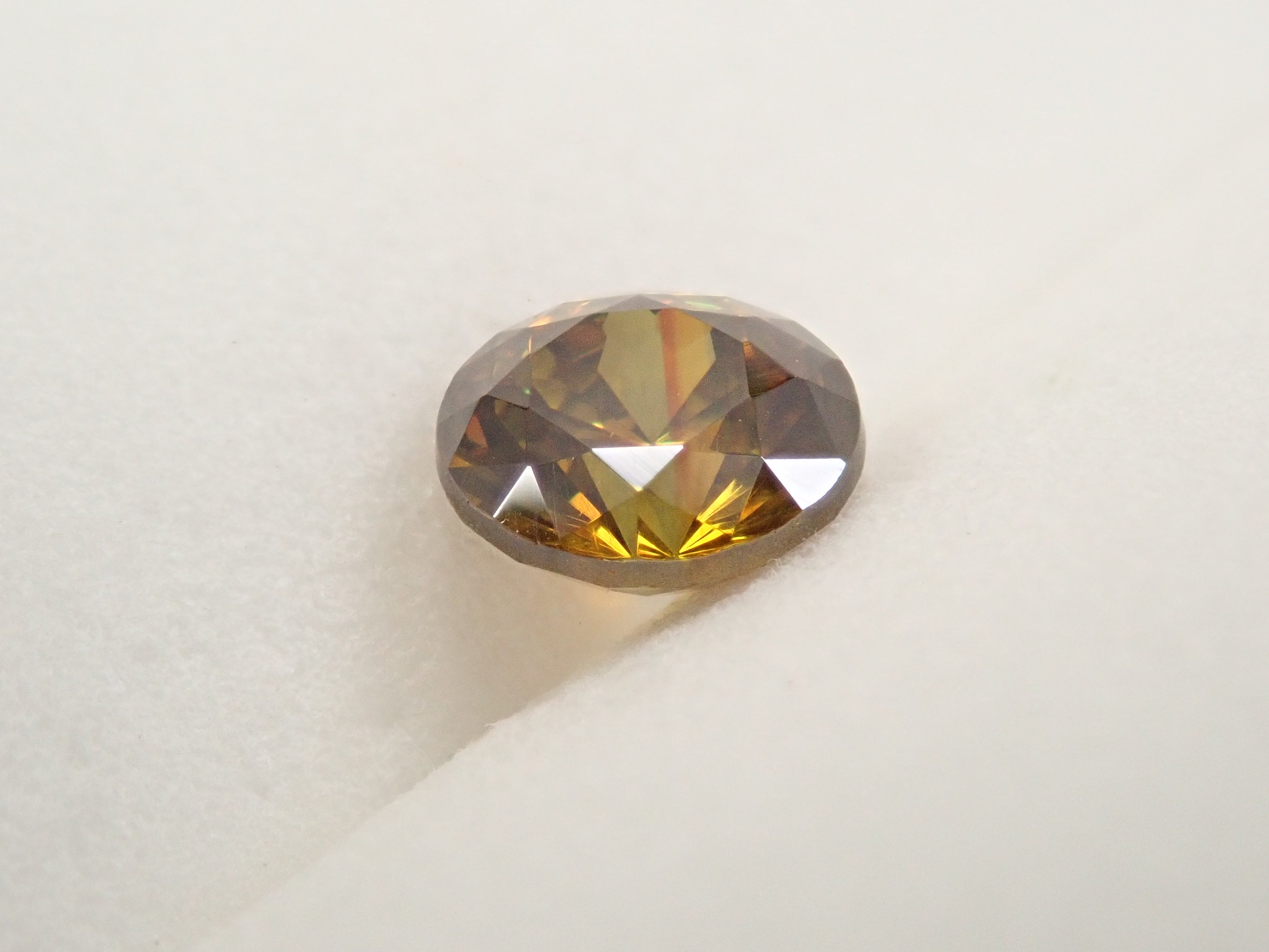 【12562014掲載】ブルガリア産スファレライト 1.058ctルース