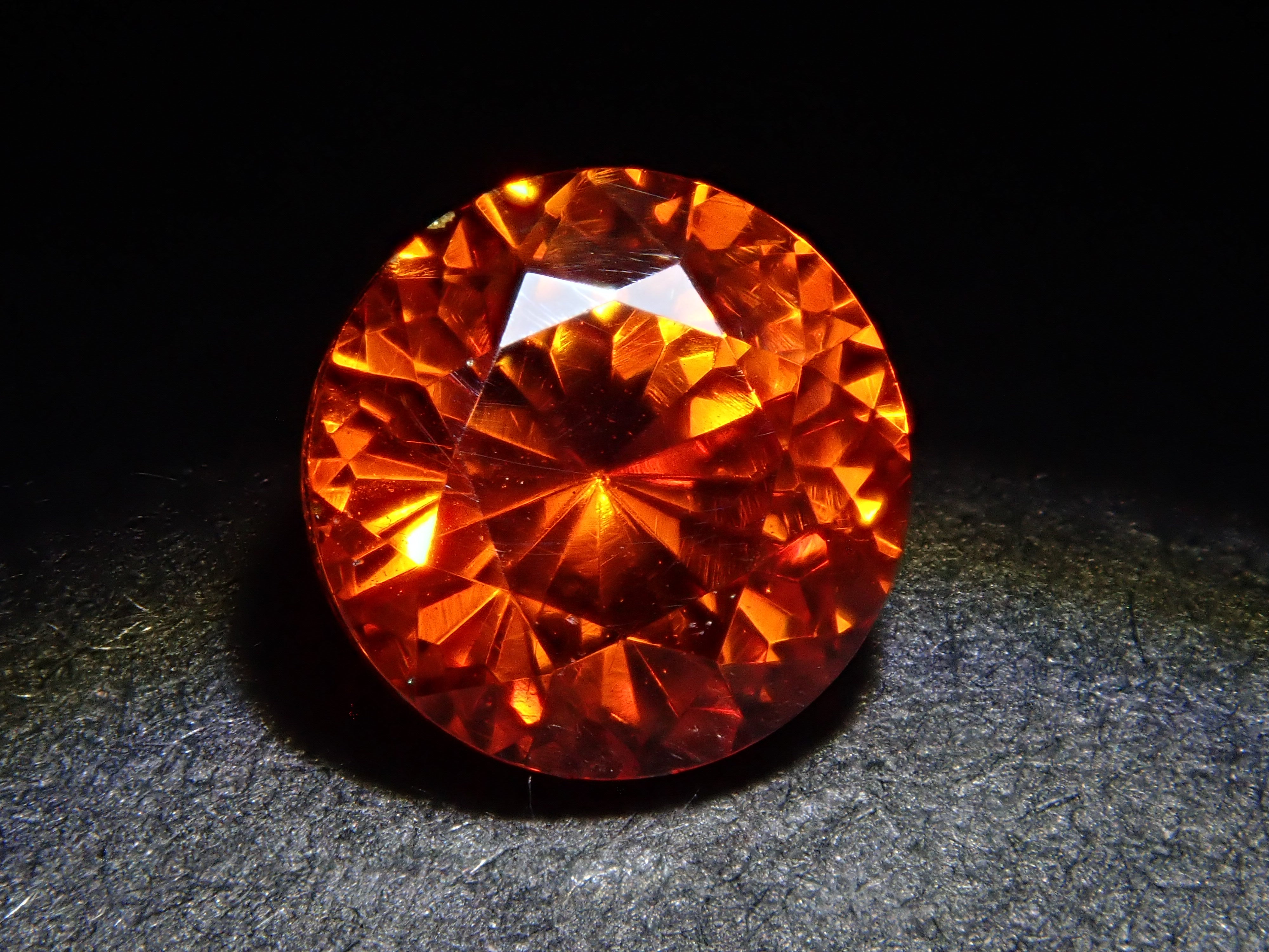 【12562005掲載】スペイン産スファレライト 0.878ctルース