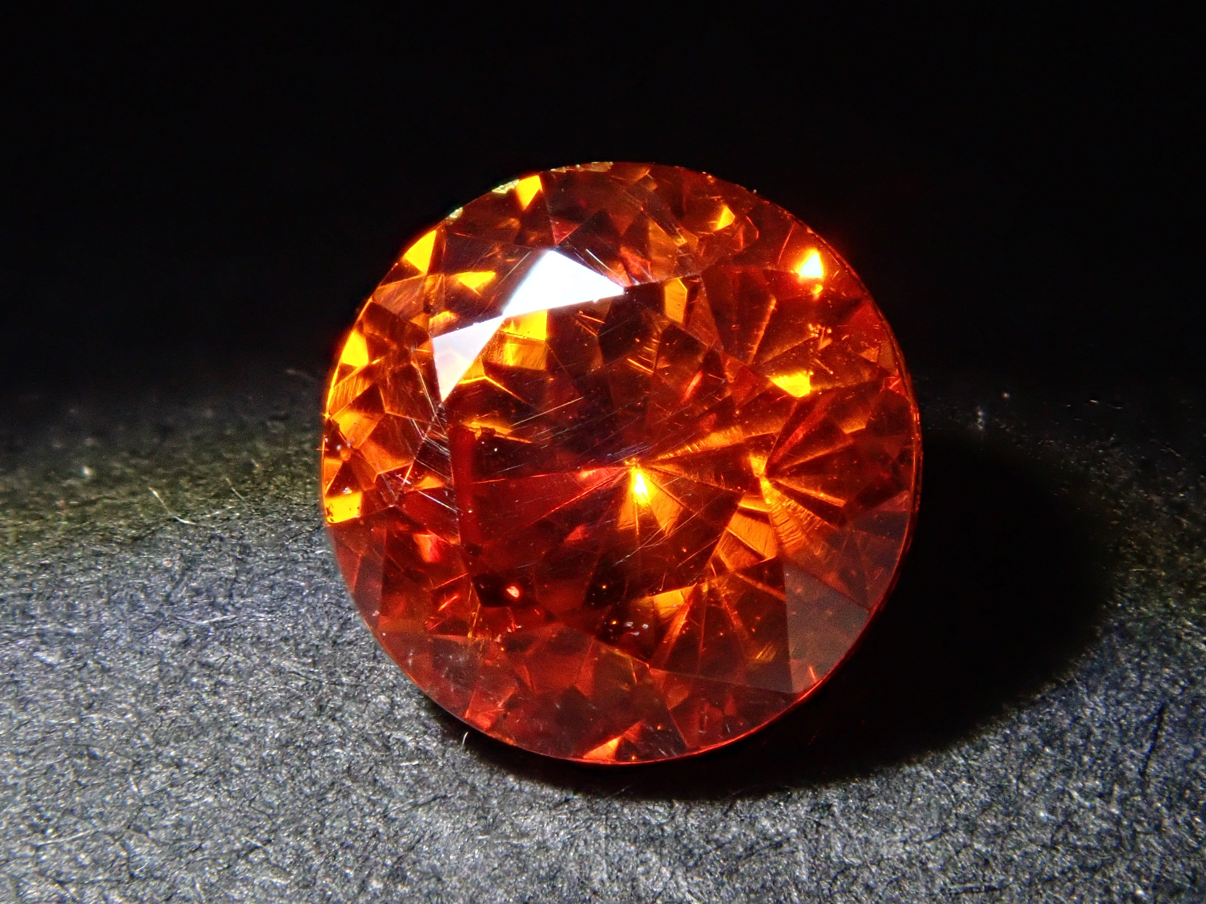 【12562005掲載】スペイン産スファレライト 0.878ctルース