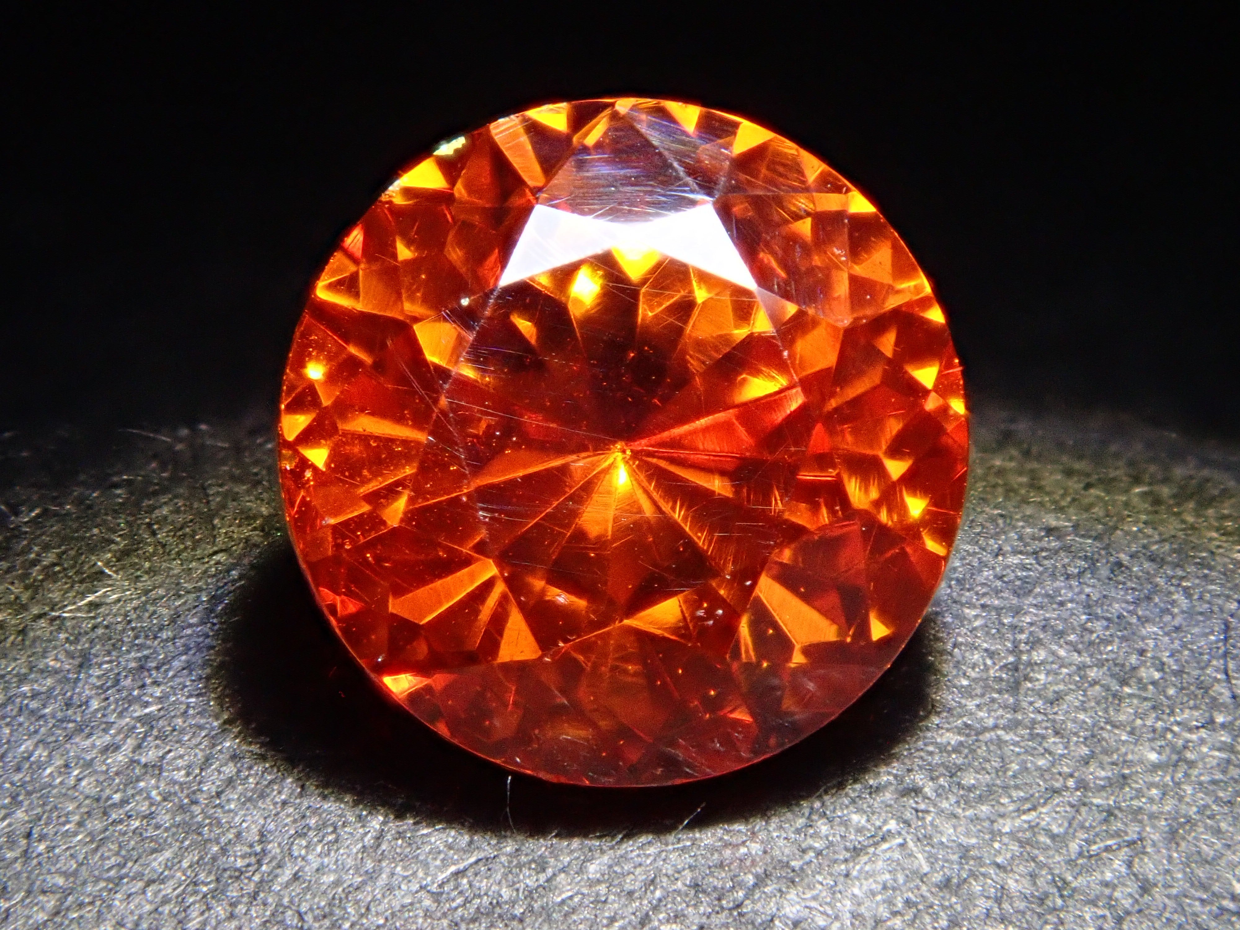 【12562005掲載】スペイン産スファレライト 0.878ctルース