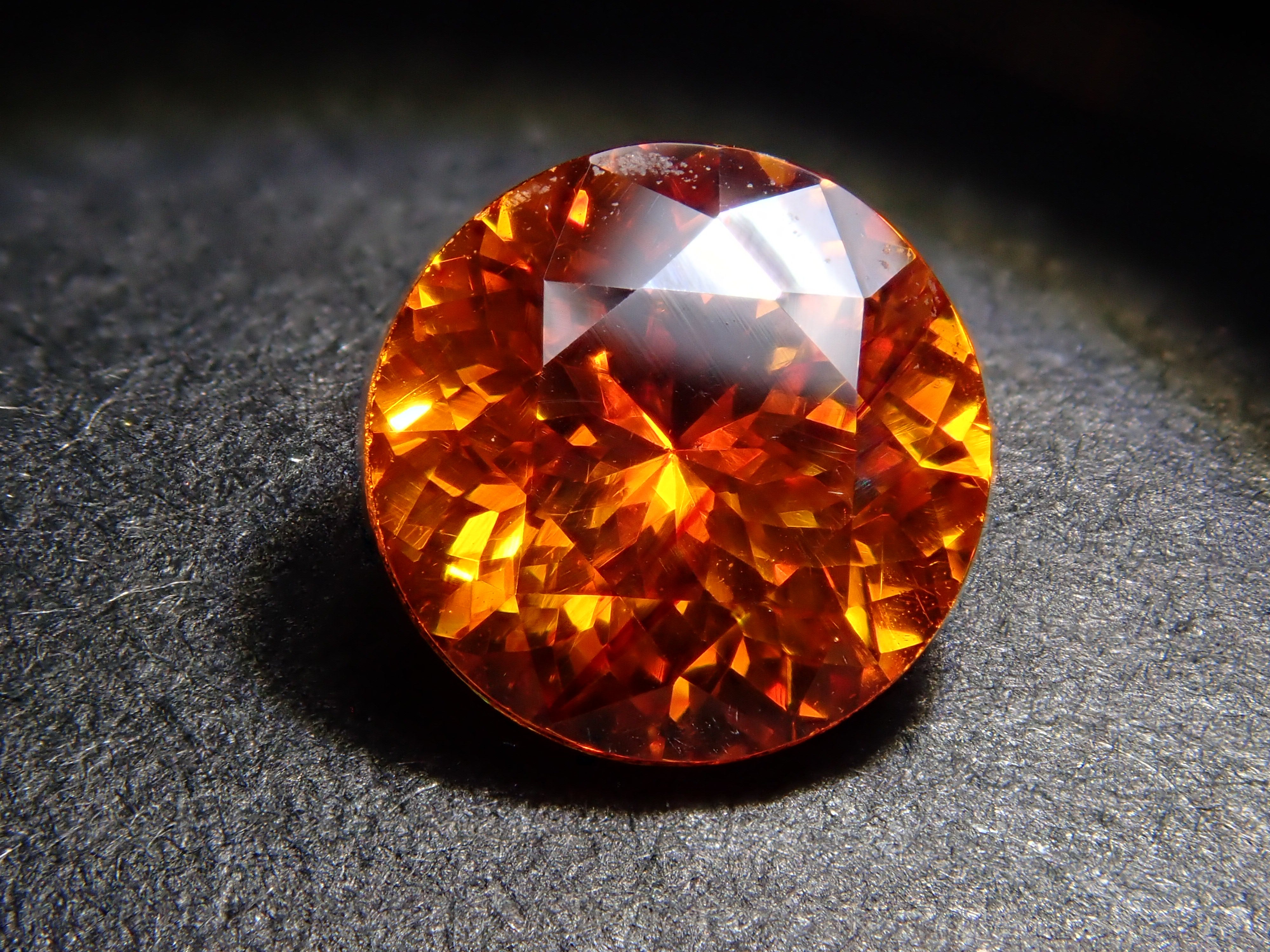 【12562007掲載】スペイン産スファレライト 0.920ctルース