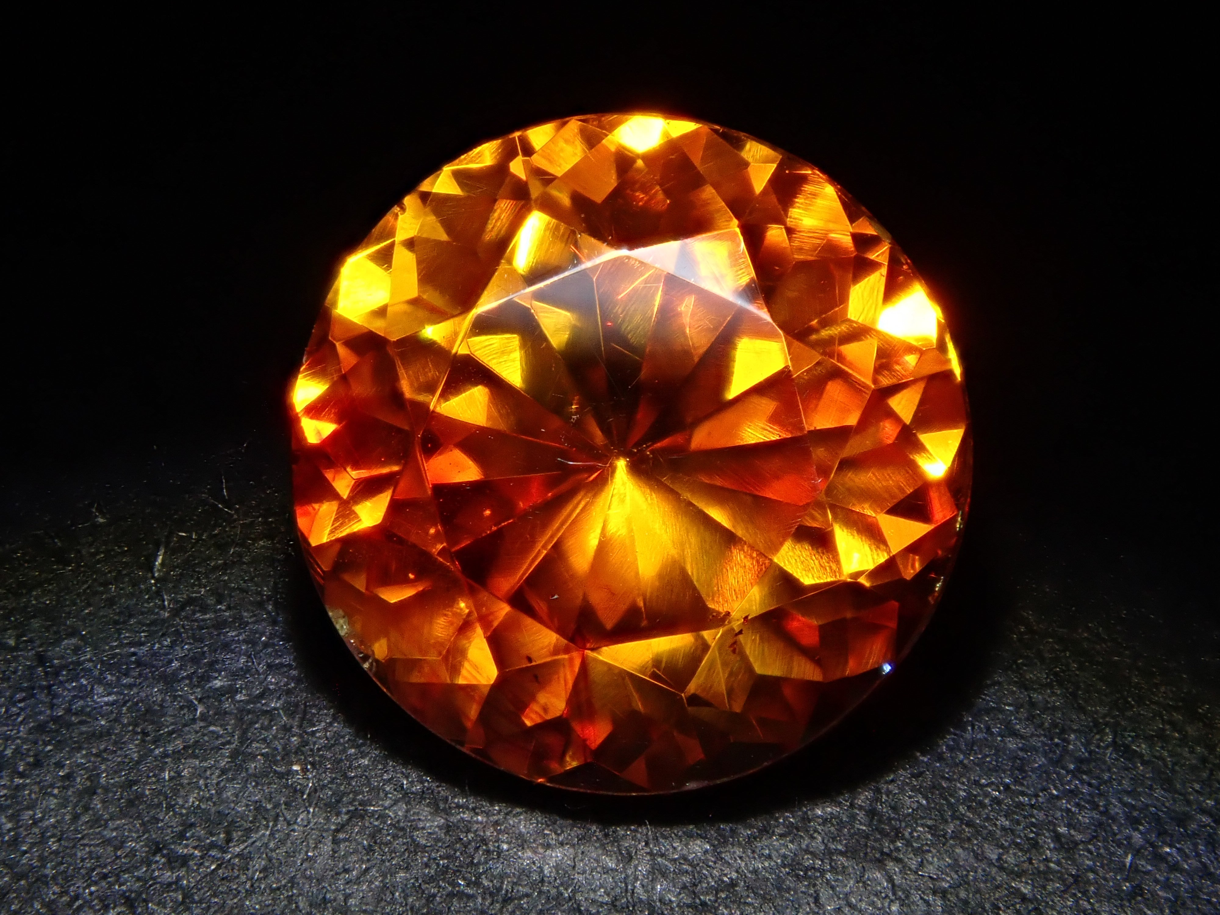 【12562008掲載】スペイン産スファレライト 1.708ctルース