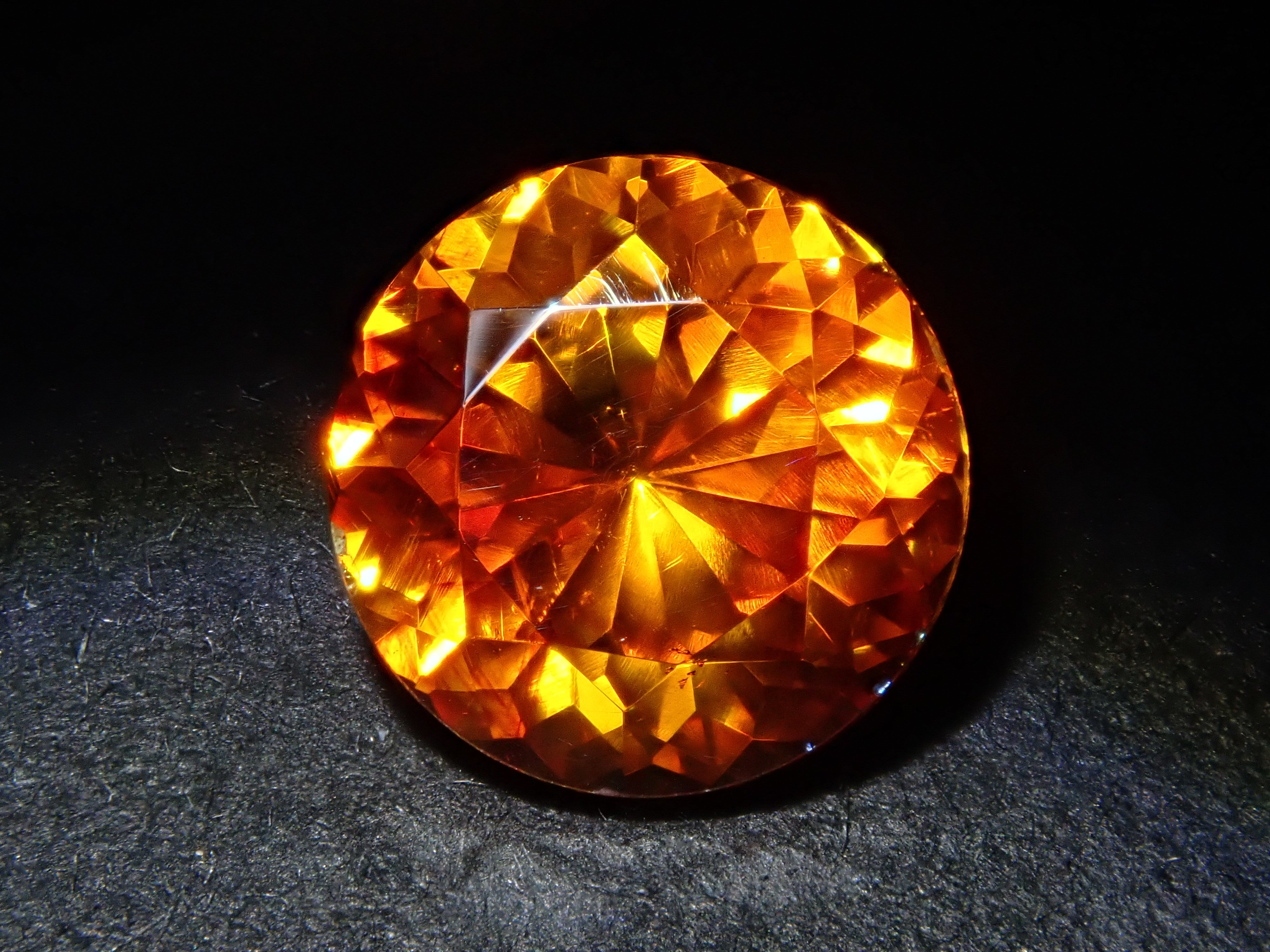 【12562008掲載】スペイン産スファレライト 1.708ctルース