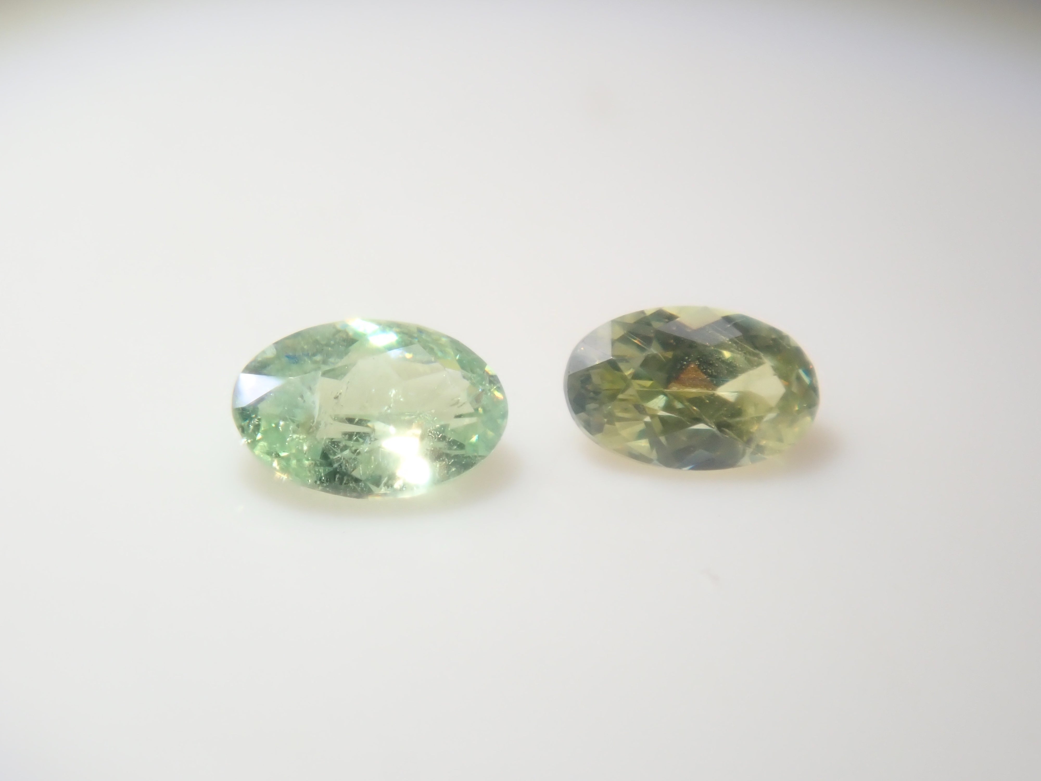 《Limited to 20 stones》Demantoid Garnet Gacha, including Russian demantoid garnets, normally priced at 69,800 yen 《Multiple purchase discount available》