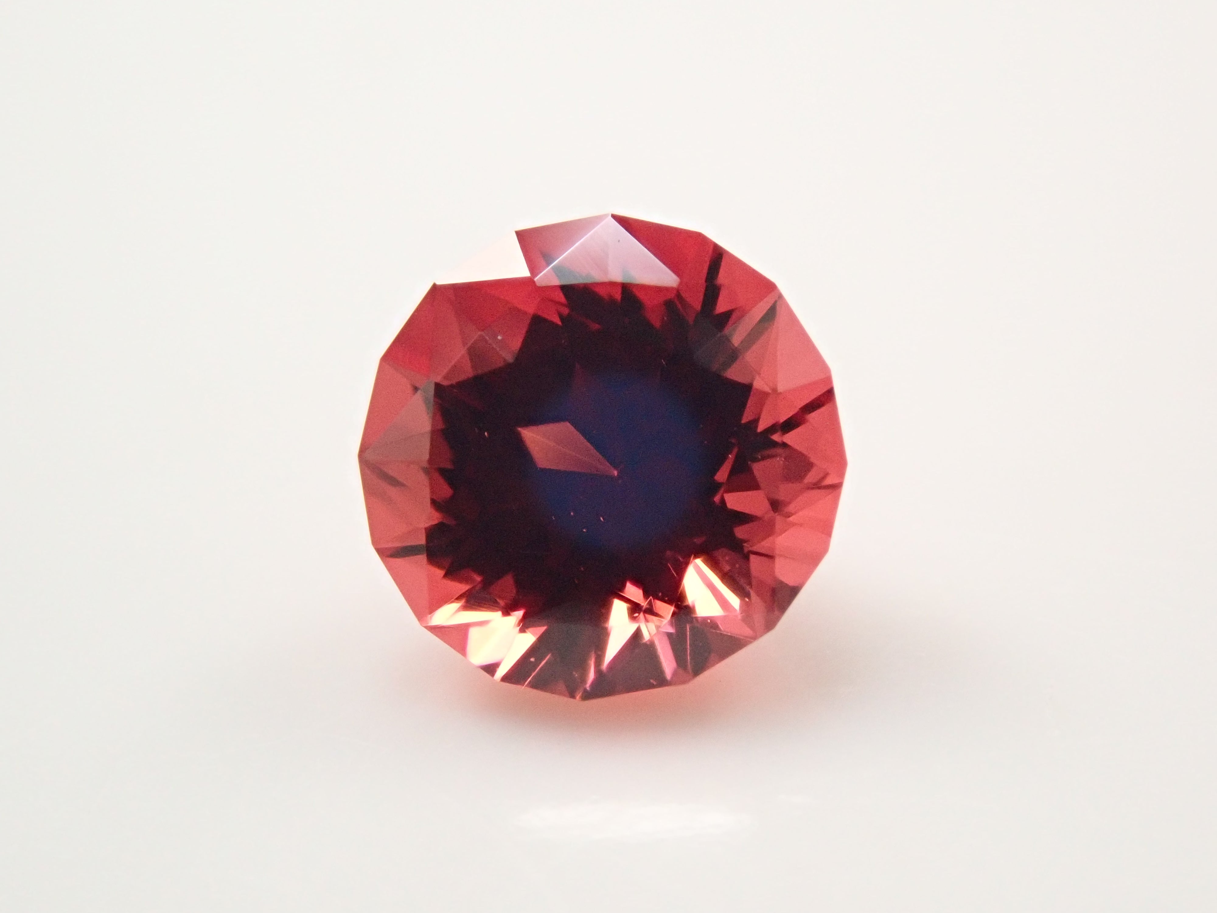 【12561898掲載】アルマンディンガーネット 0.545ctルース