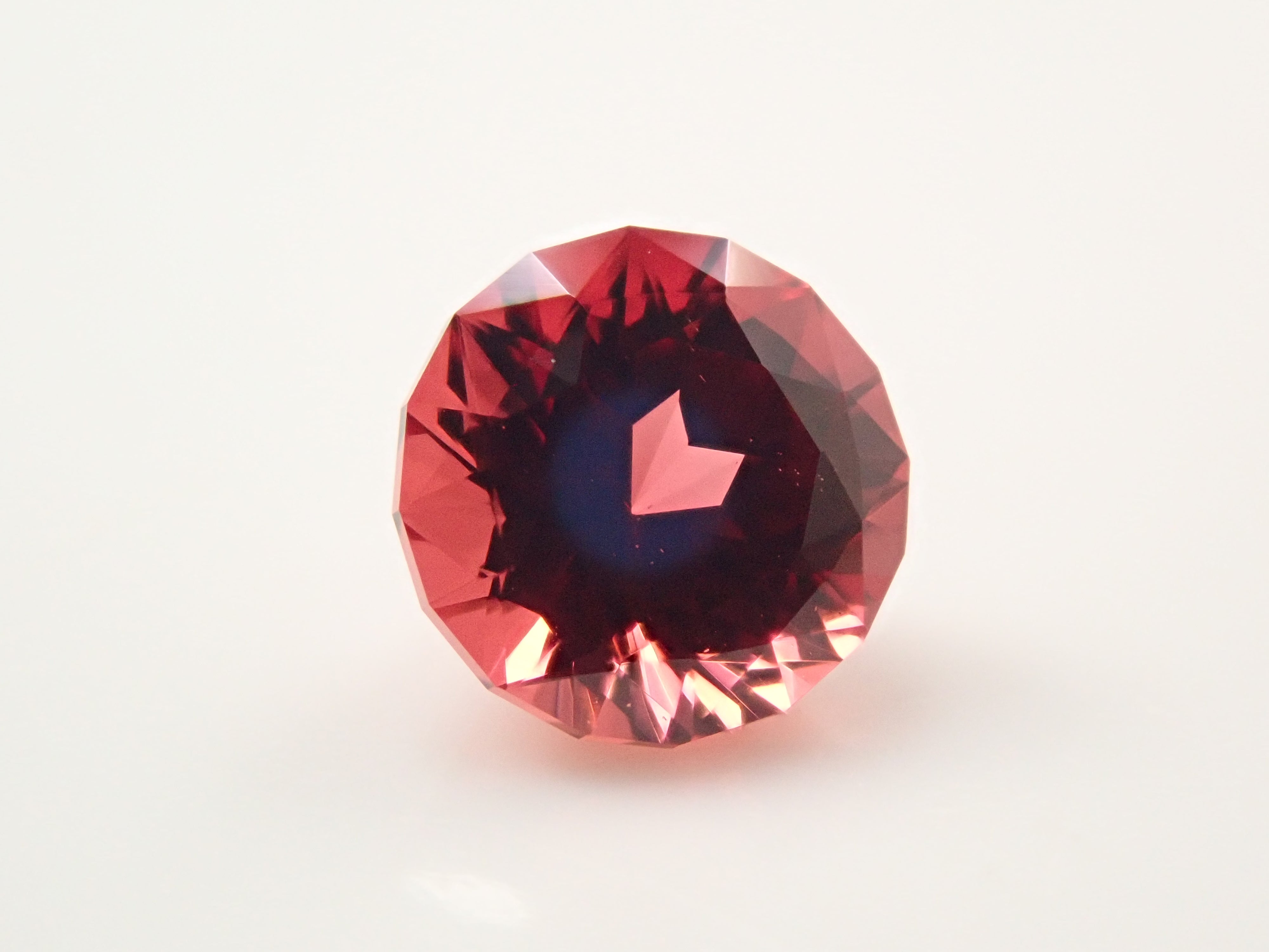 【12561898掲載】アルマンディンガーネット 0.545ctルース