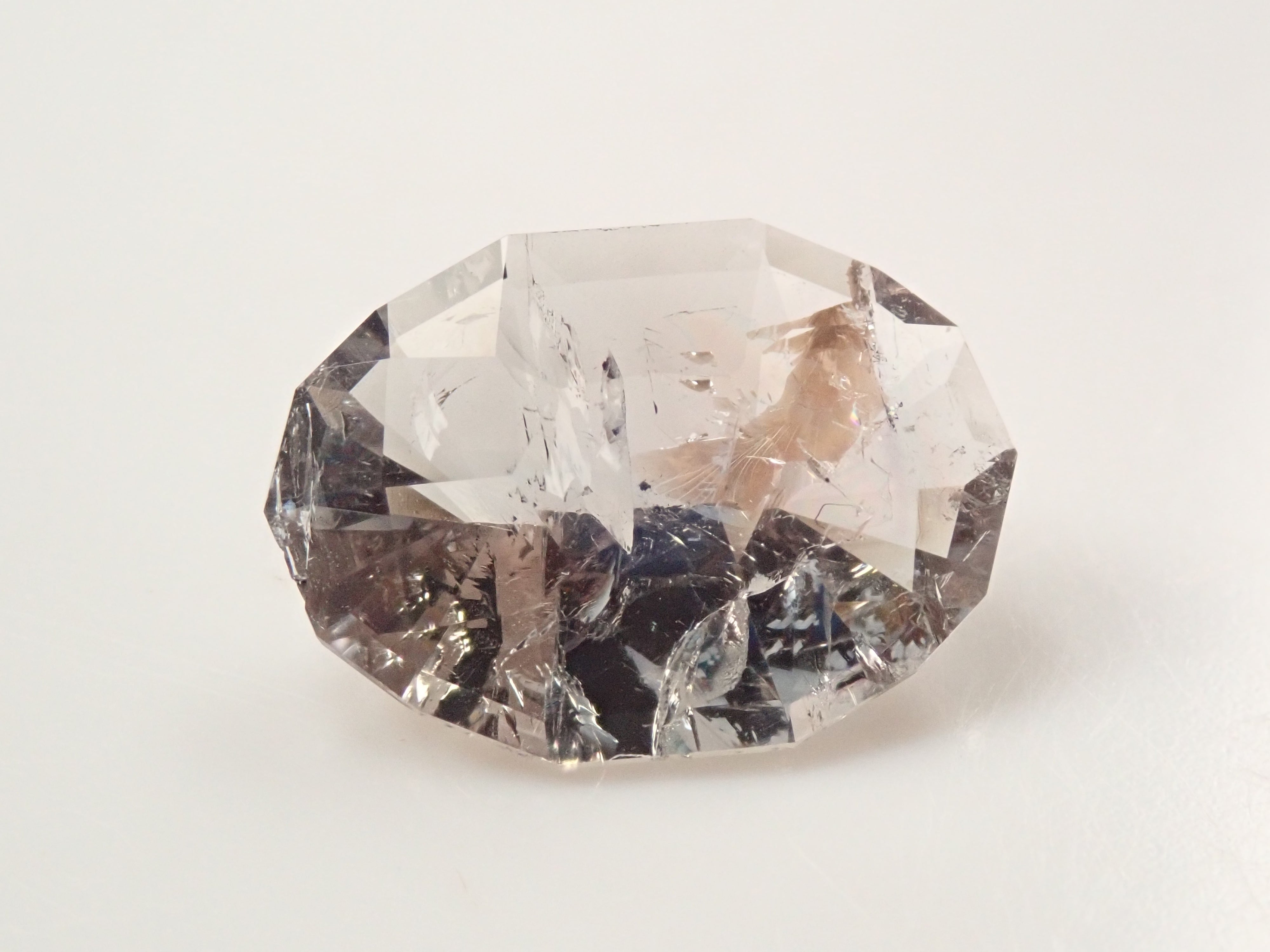 【12561914掲載】イギリス産ロジャリーフローライト 3.750ctルース