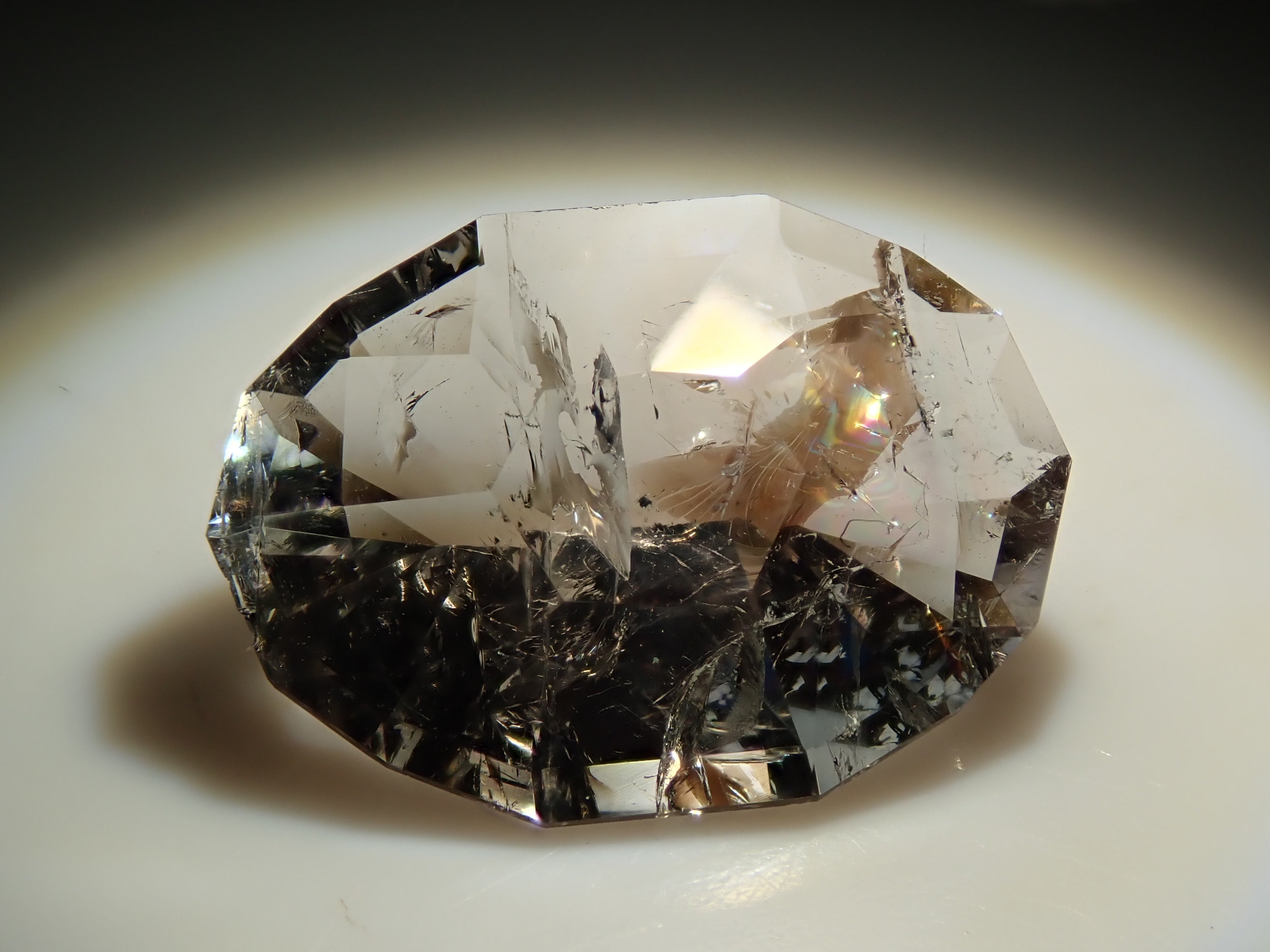 【12561914掲載】イギリス産ロジャリーフローライト 3.750ctルース