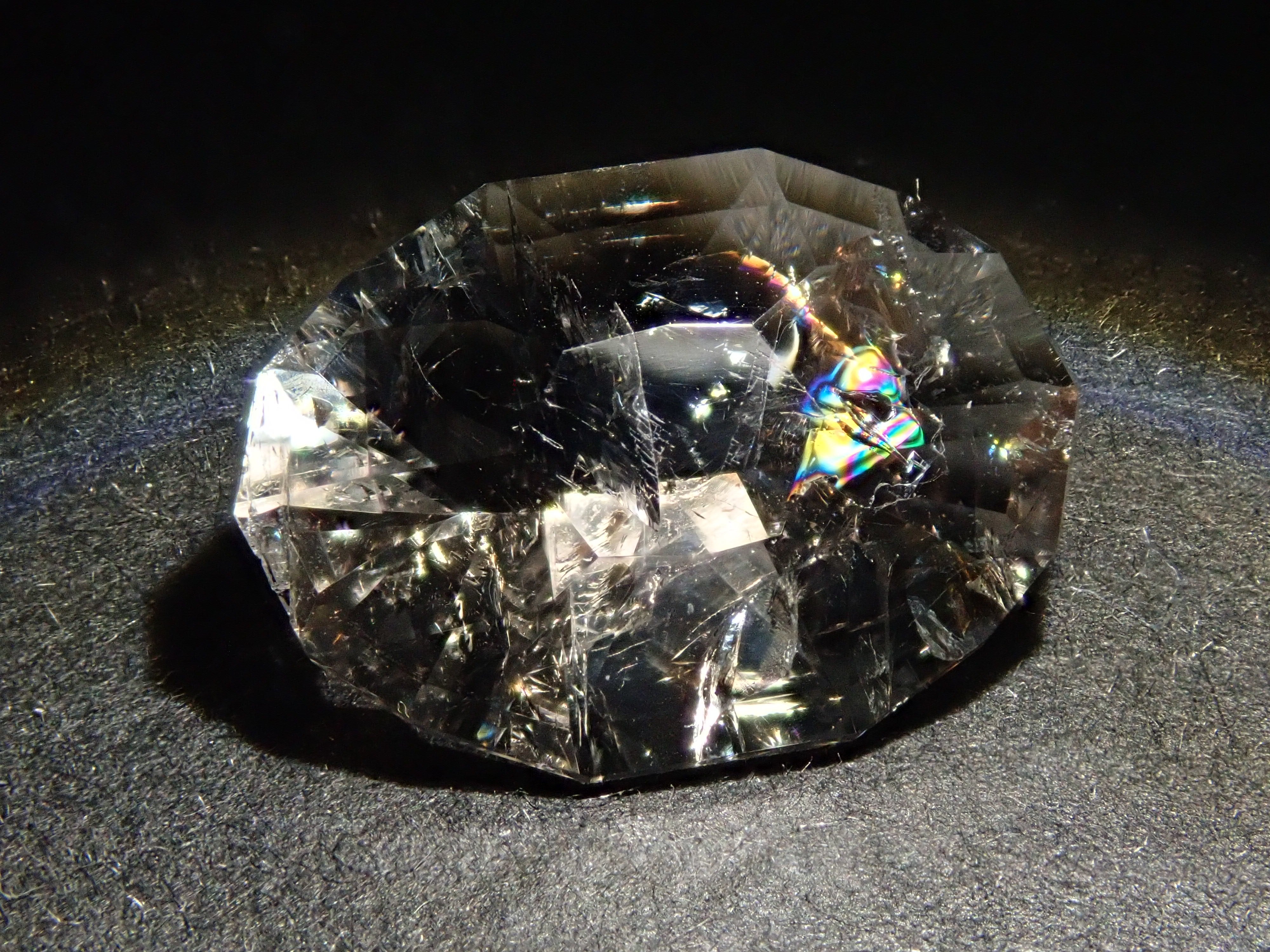 【12561914掲載】イギリス産ロジャリーフローライト 3.750ctルース