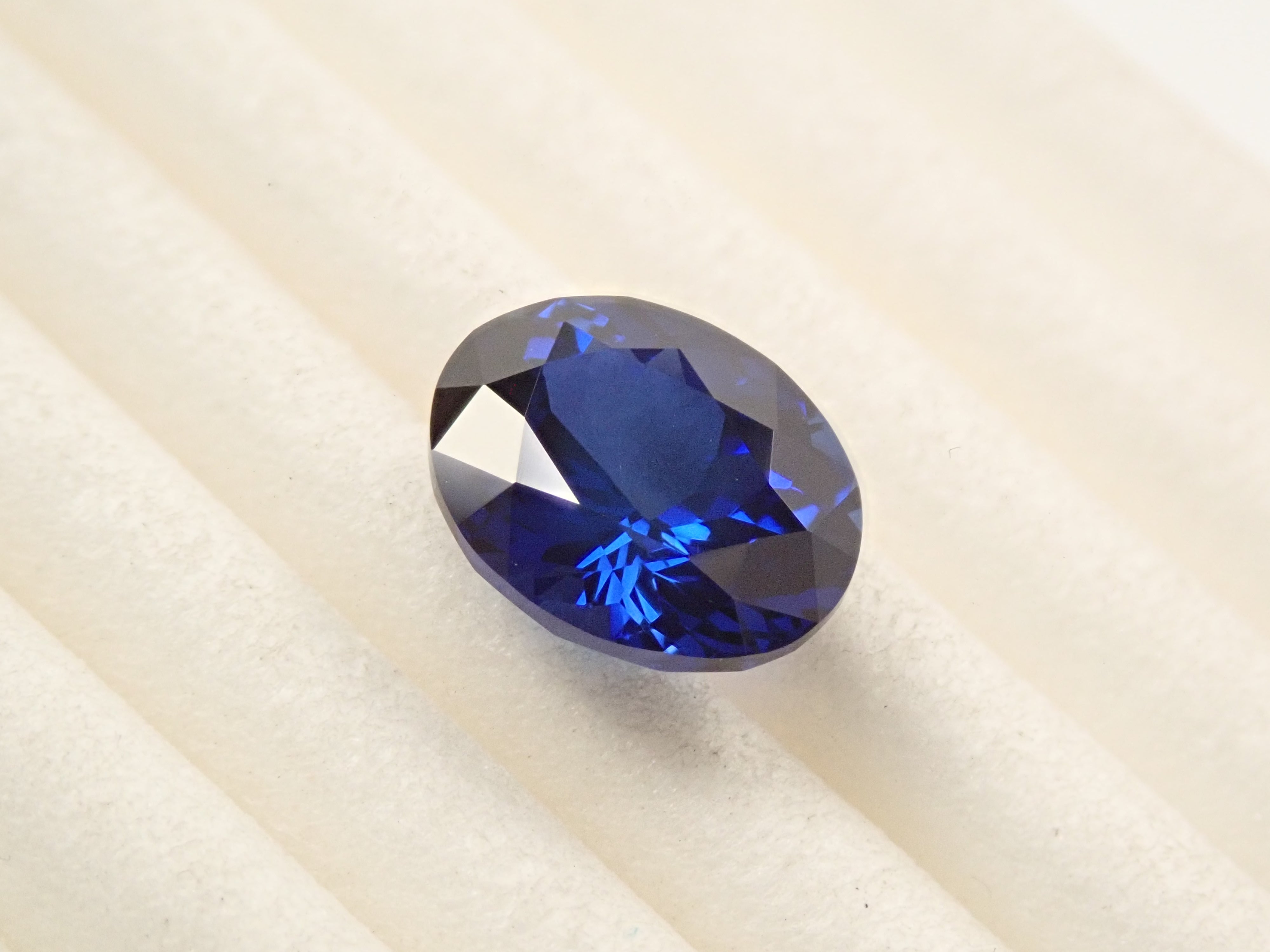 【12561924掲載】合成サファイア 2.012ctルース