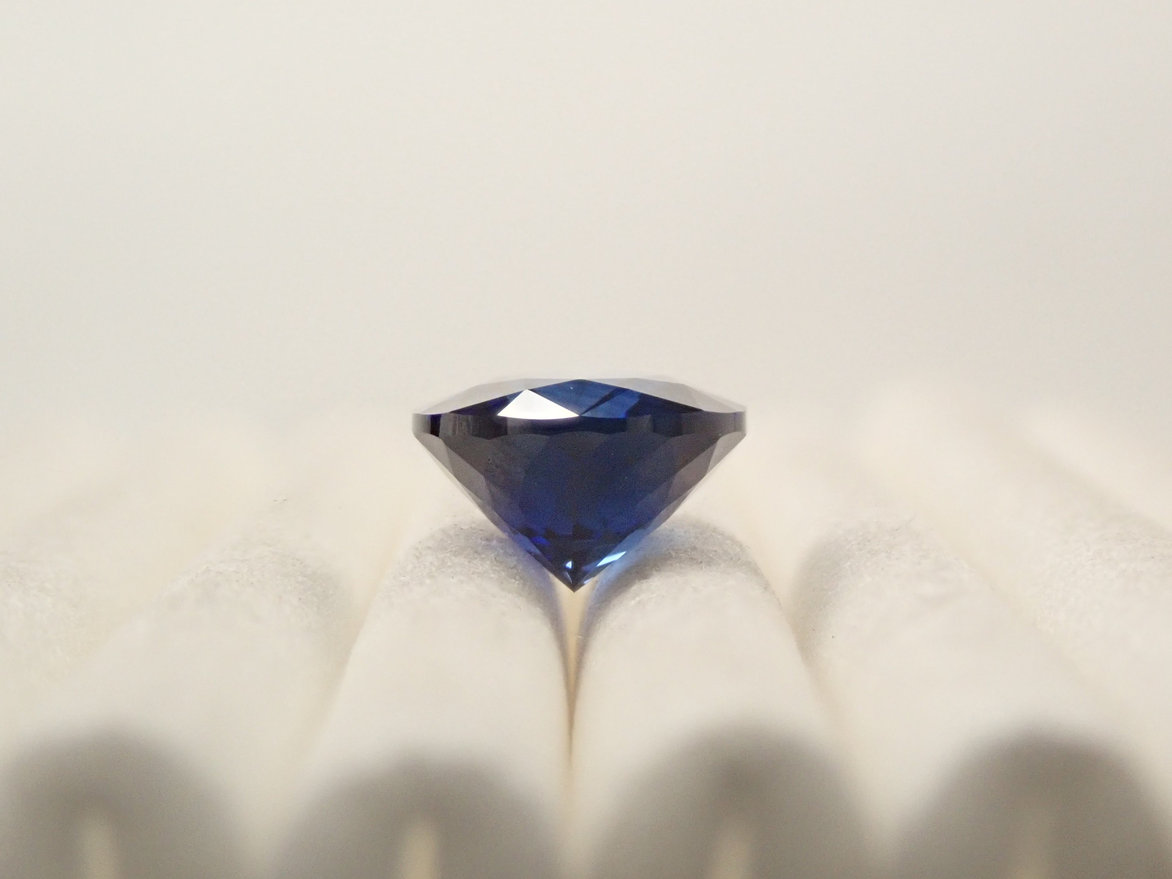 【12561924掲載】合成サファイア 2.012ctルース