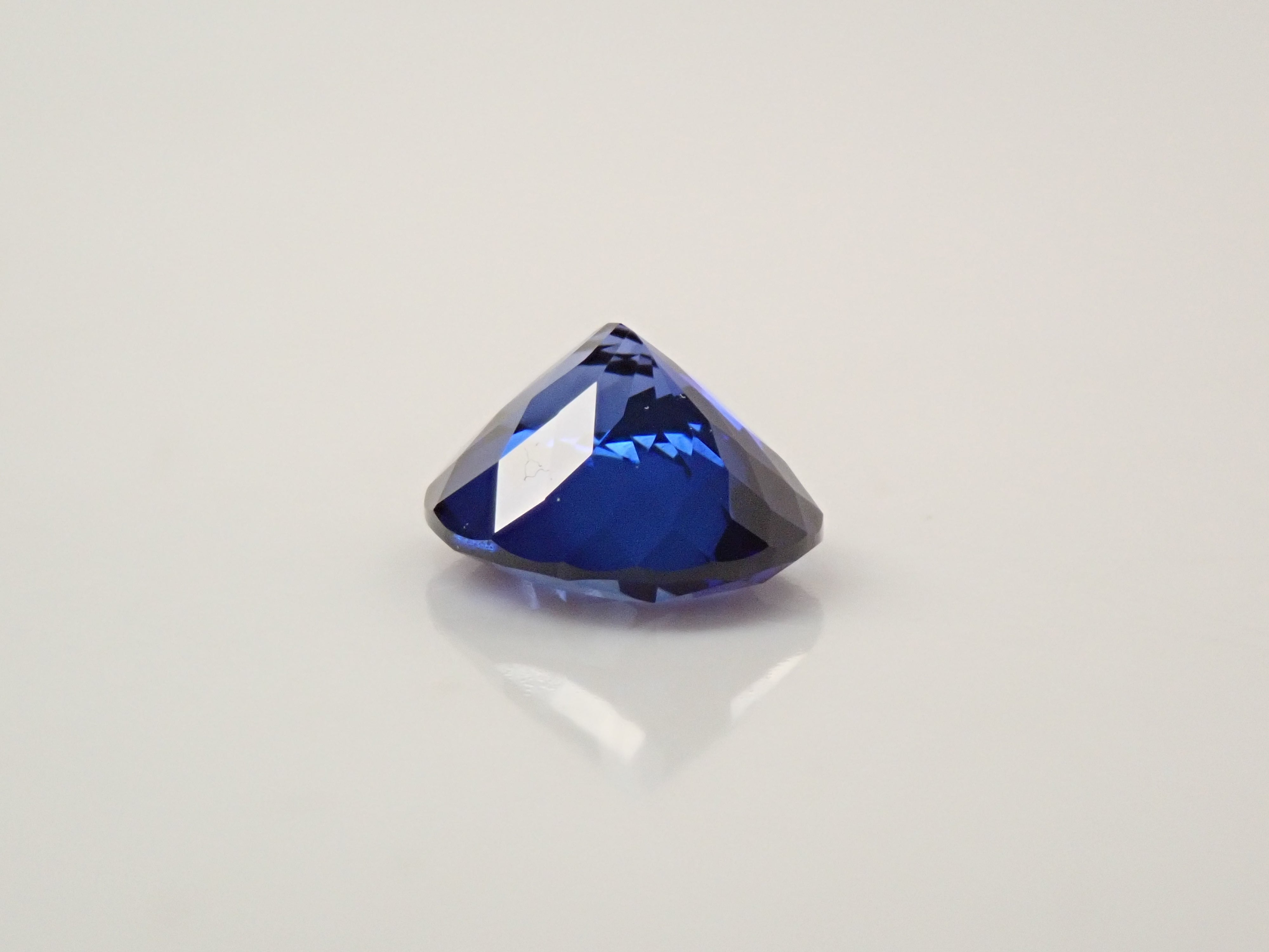 【12561925掲載】合成サファイア 1.551ctルース