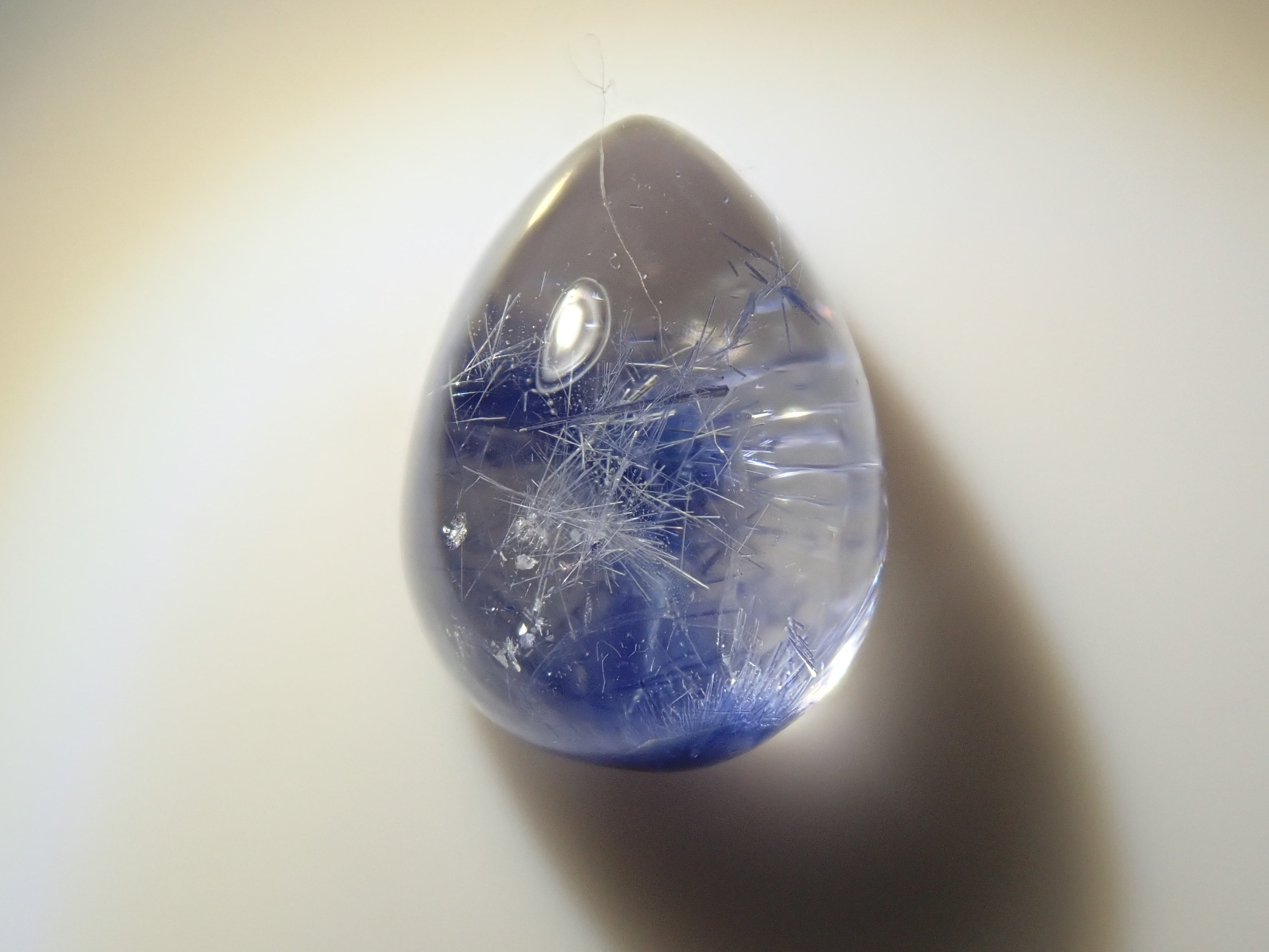 【12561926掲載】ブラジル産デュモルチェライトインクォーツ 2.282ctルース