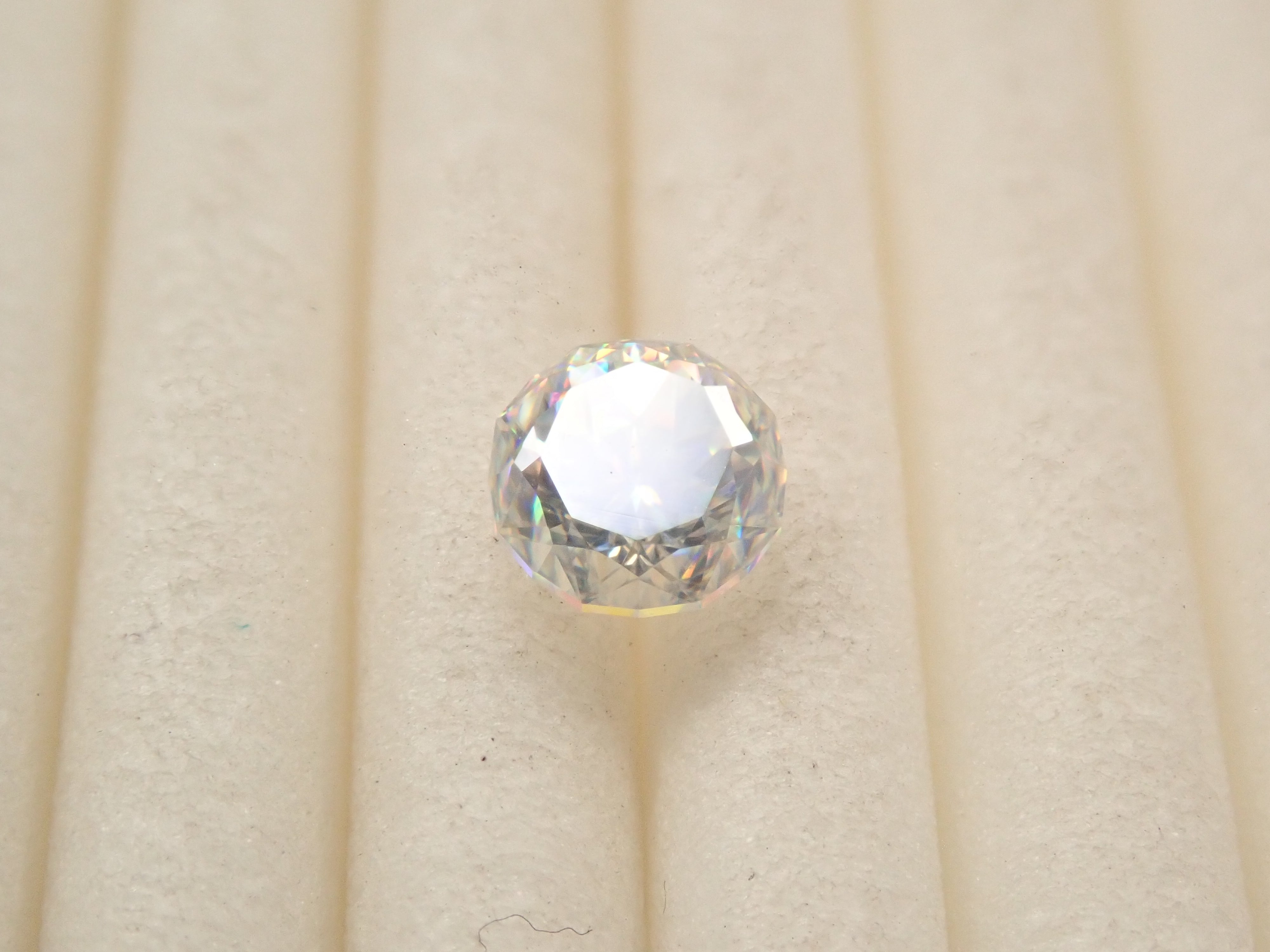 【12561928掲載】合成ルチル 0.554ctルース