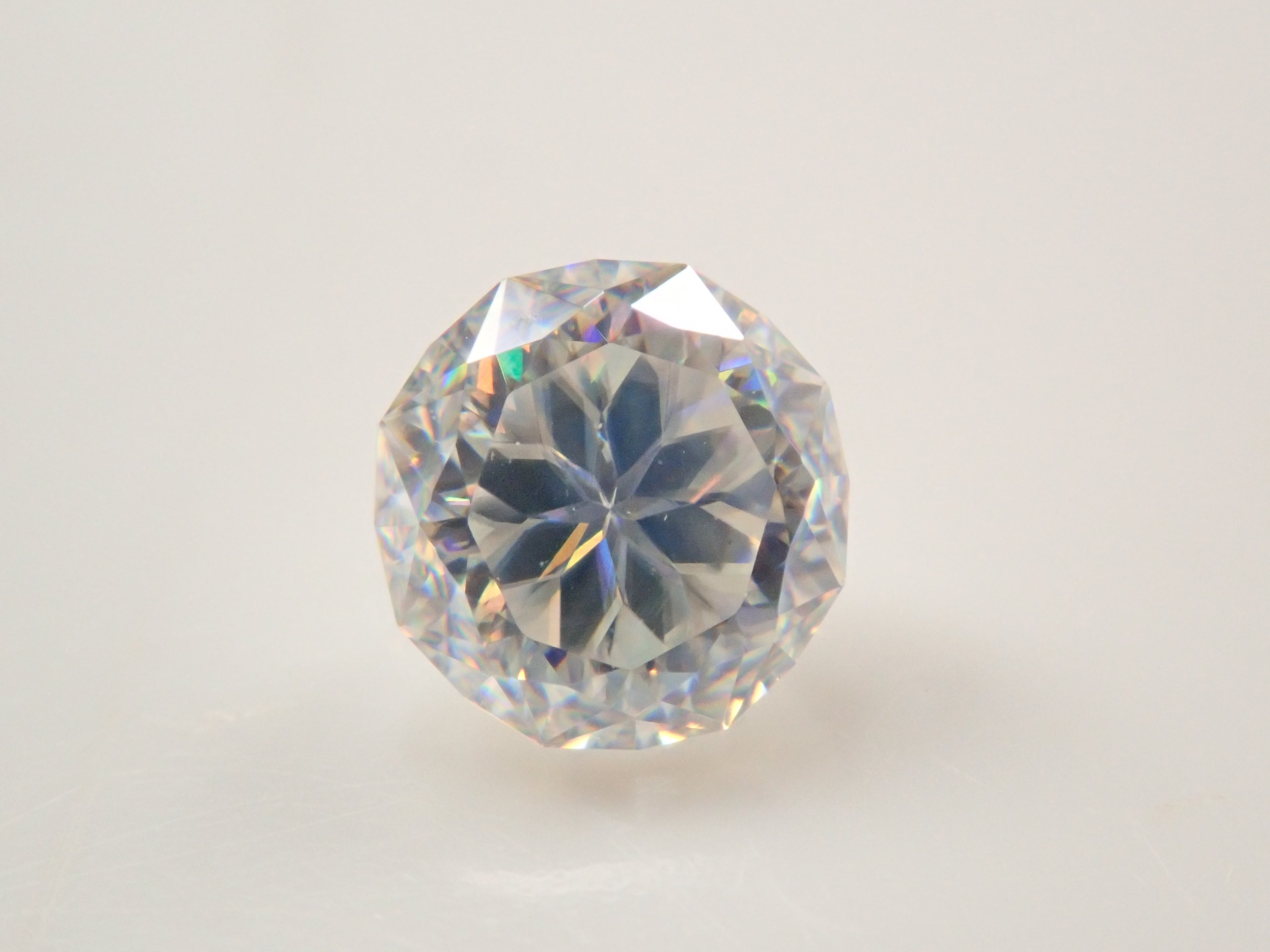 【12561928掲載】合成ルチル 0.554ctルース