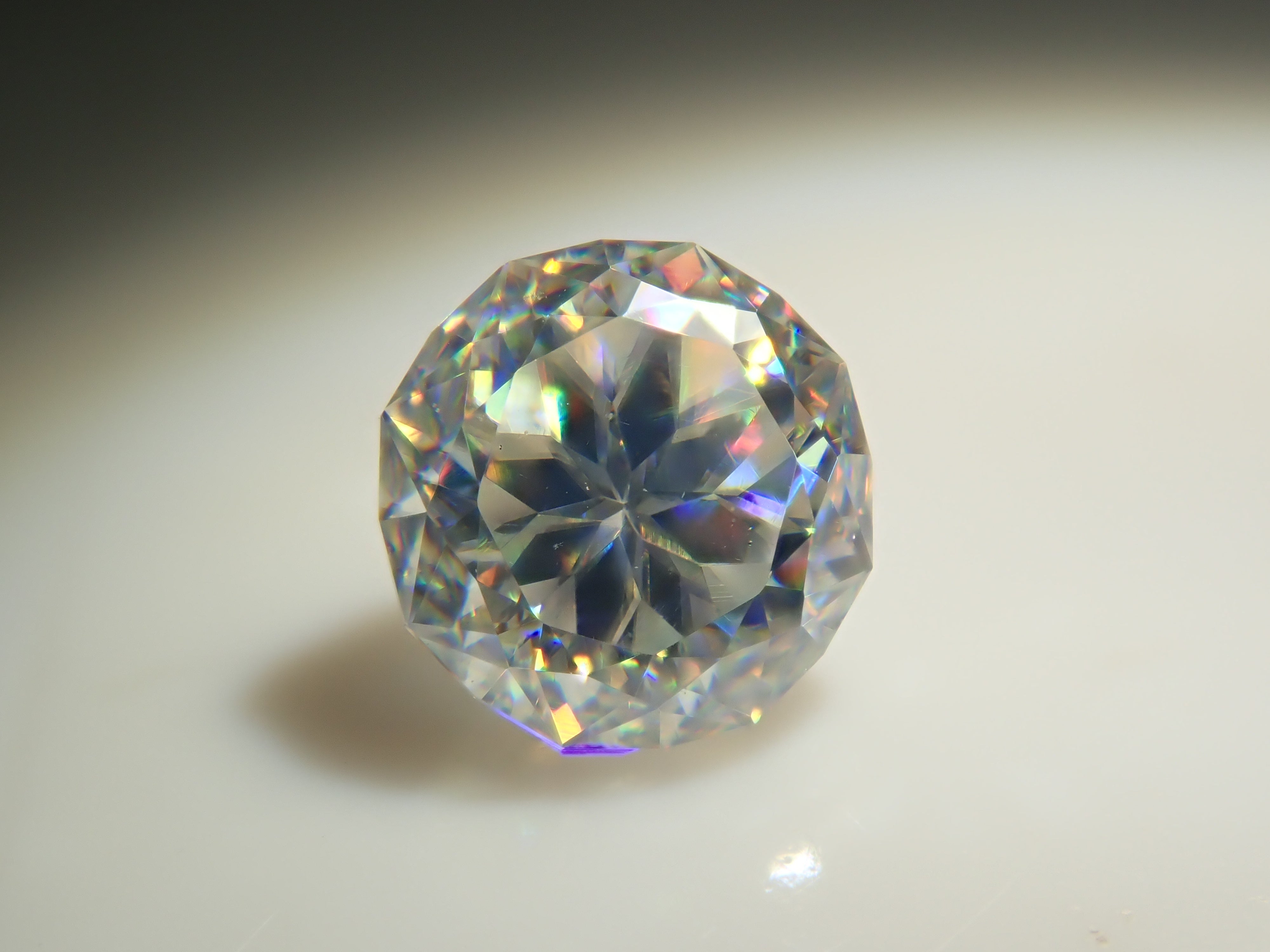 【12561928掲載】合成ルチル 0.554ctルース