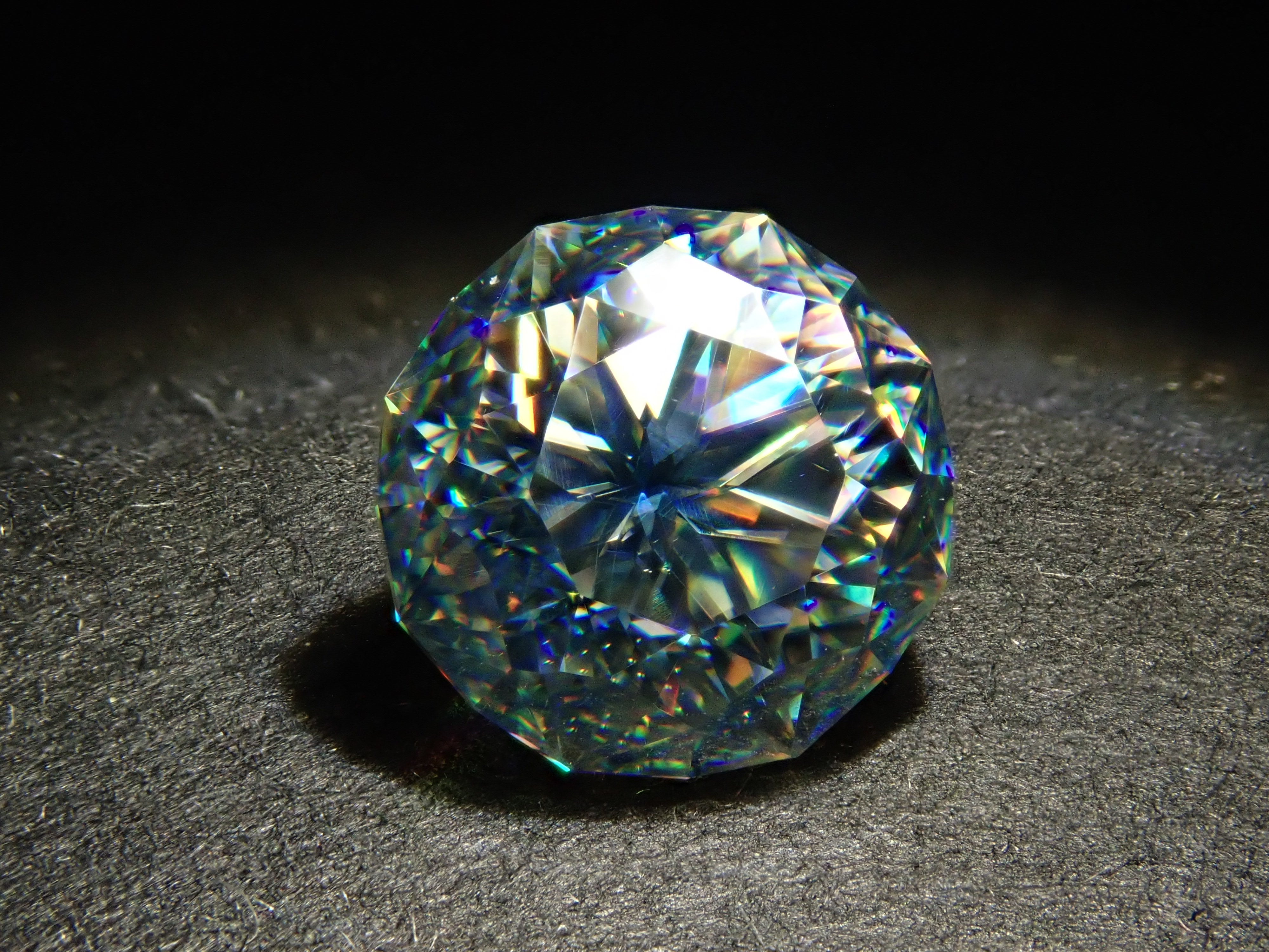 【12561930掲載】合成ルチル 1.982ctルース