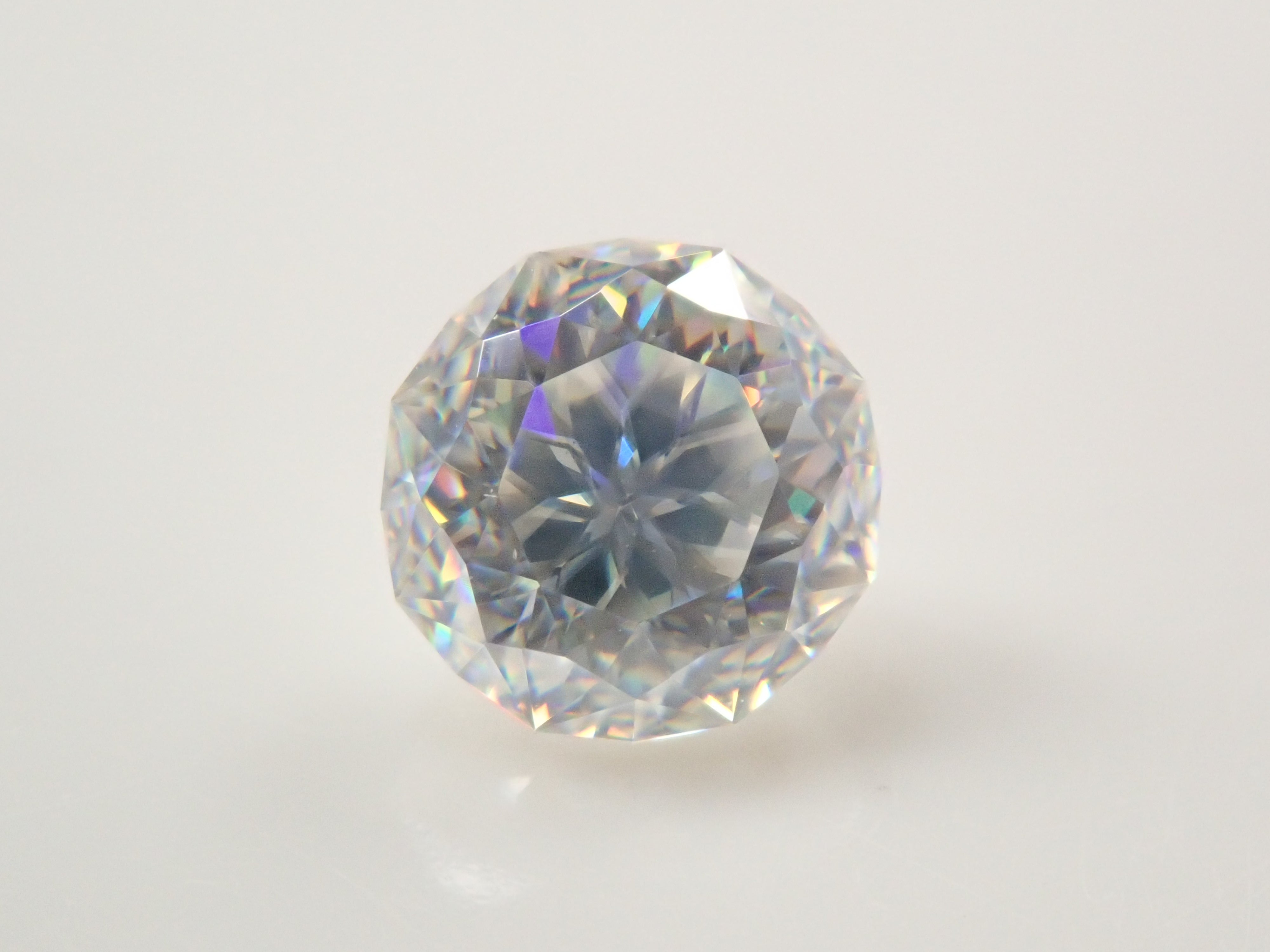 【12561932掲載】合成ルチル 0.877ctルース