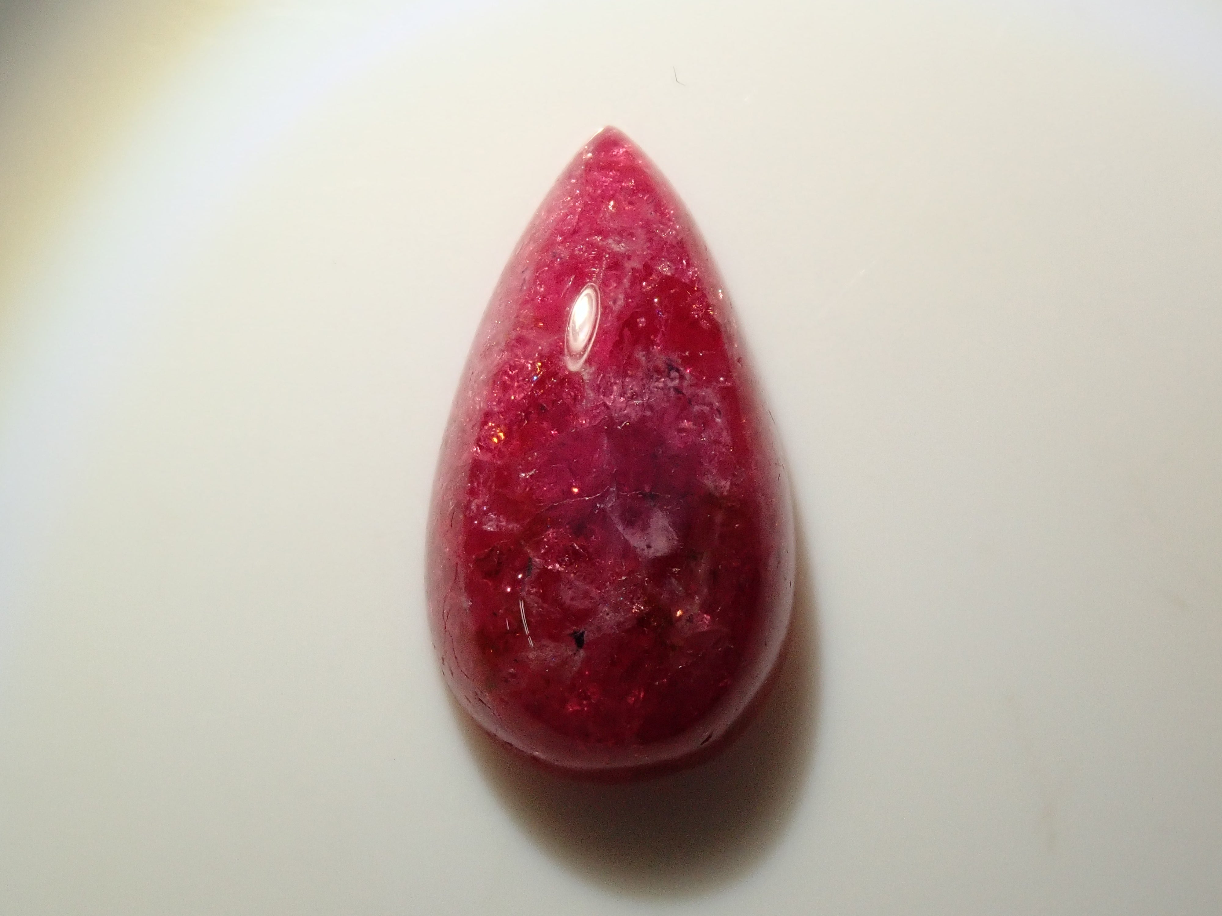 【12562053掲載】カナダ産カナダ産ユーディアライト 3.359ctルース