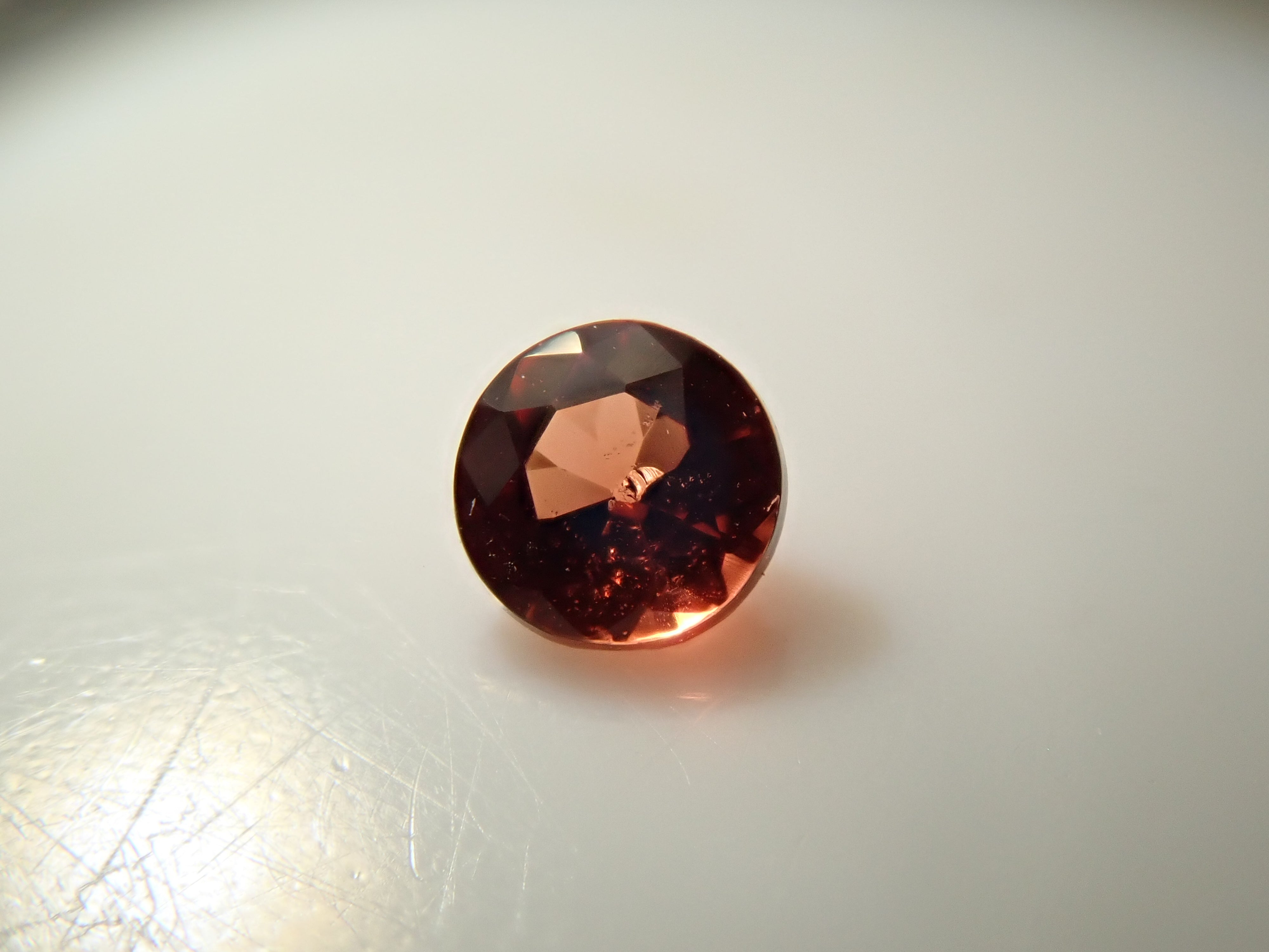 【12562054掲載】カナダ産カナダ産ユーディアライト 0.059ctルース