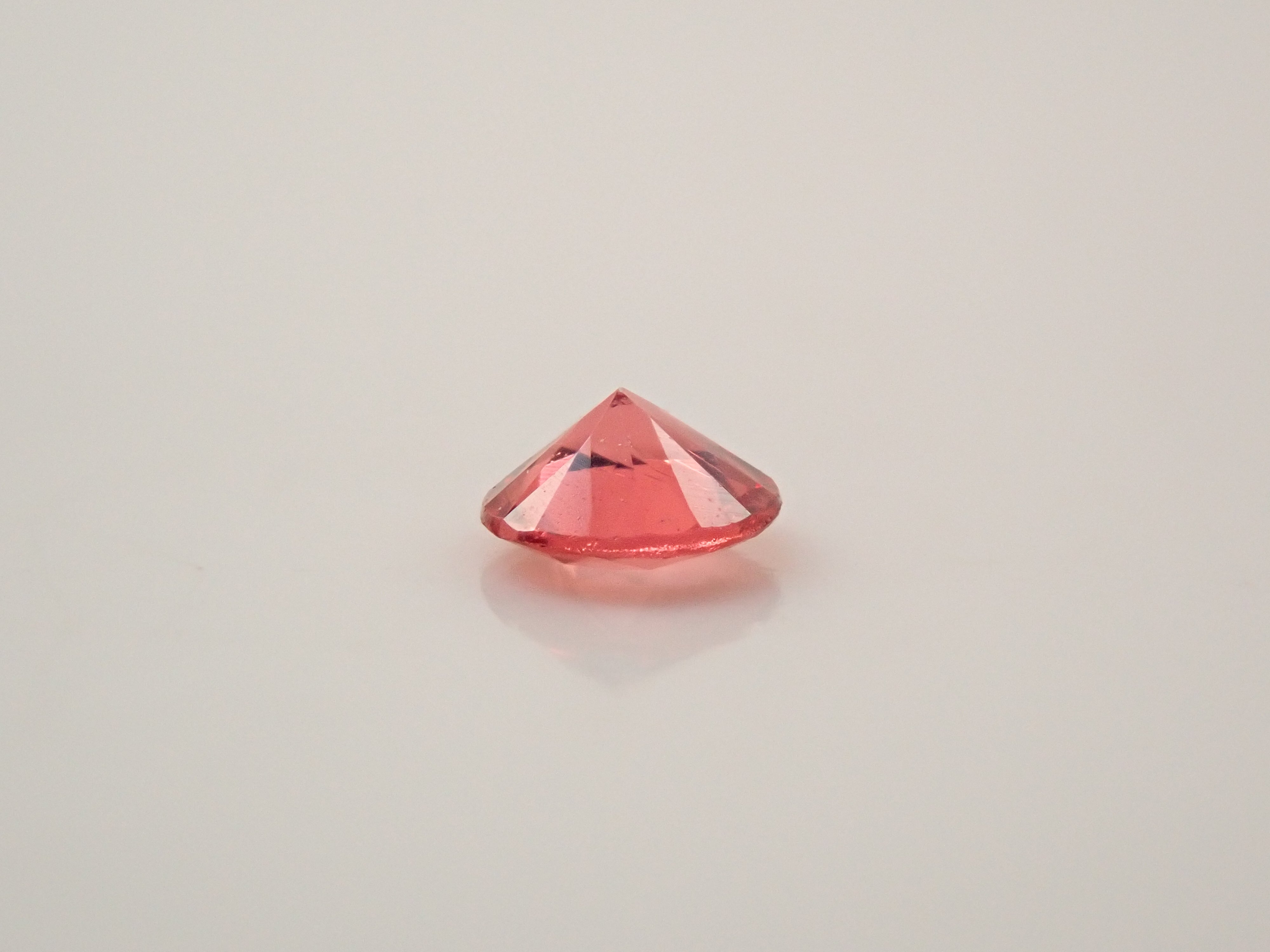 【12562058掲載】カナダ産カナダ産ユーディアライト 0.047ctルース