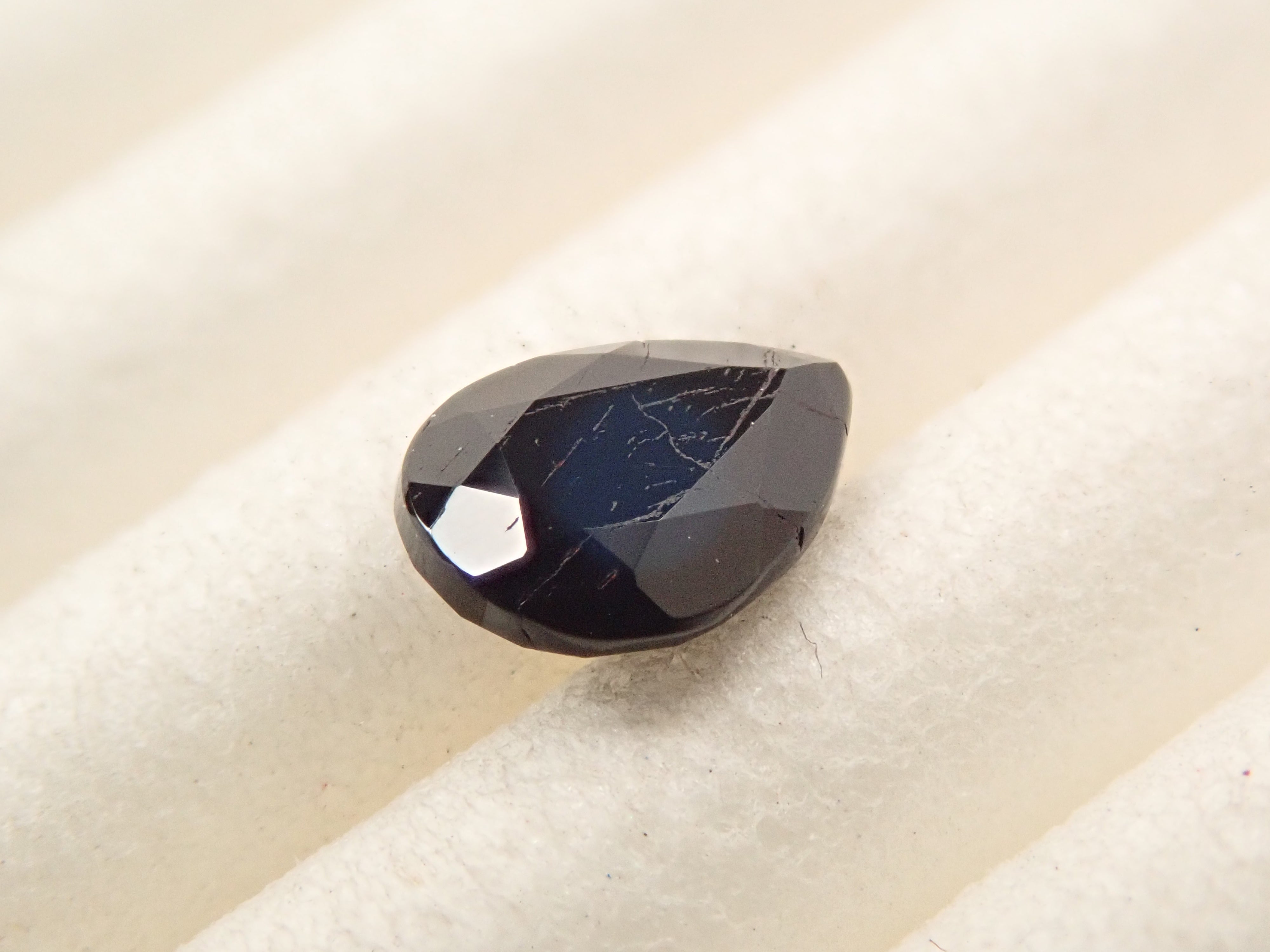 【12562060掲載】アメリカ産ネプチュナイト 0.290ctルース