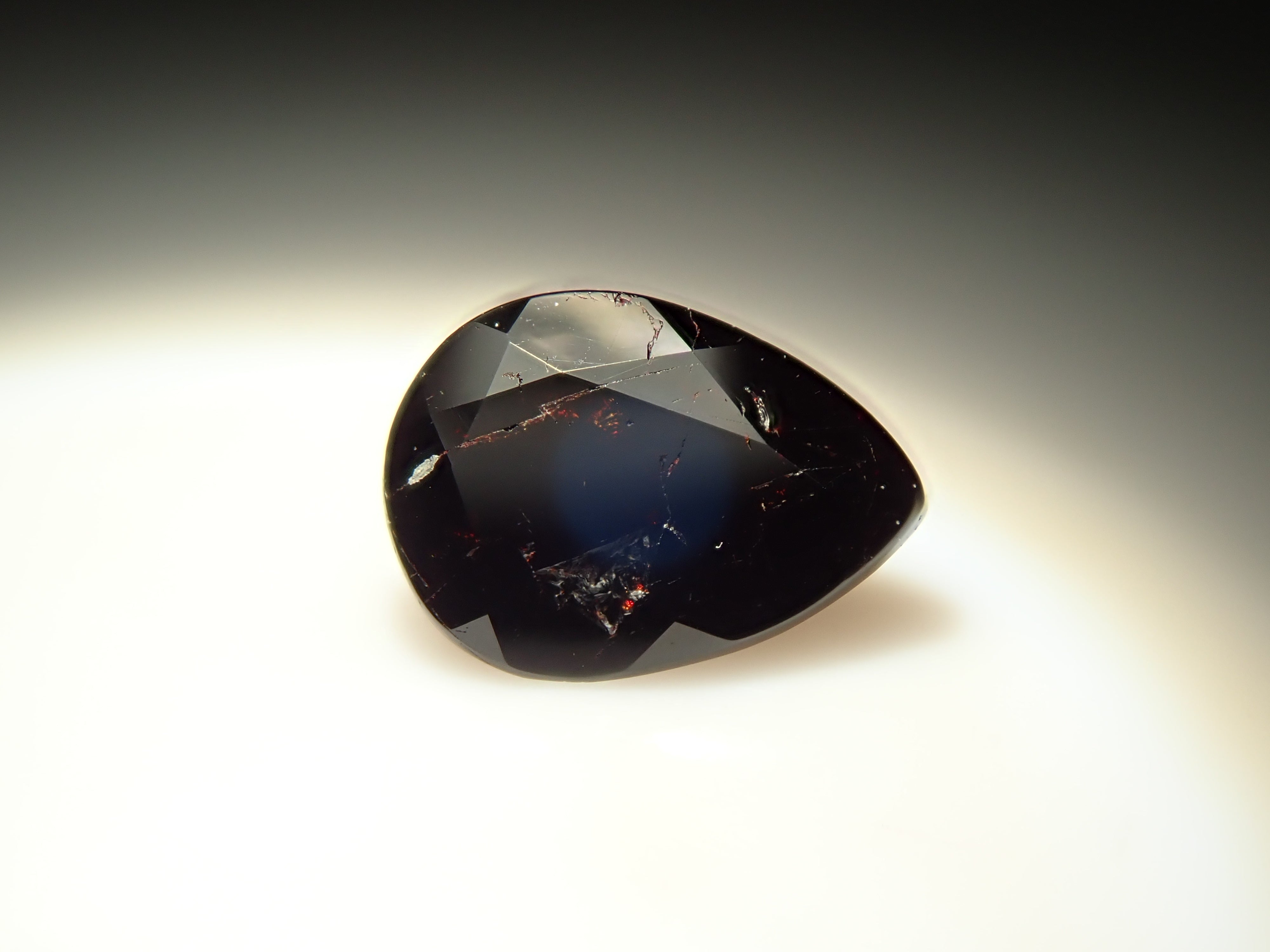 【12562061掲載】アメリカ産ネプチュナイト 0.256ctルース