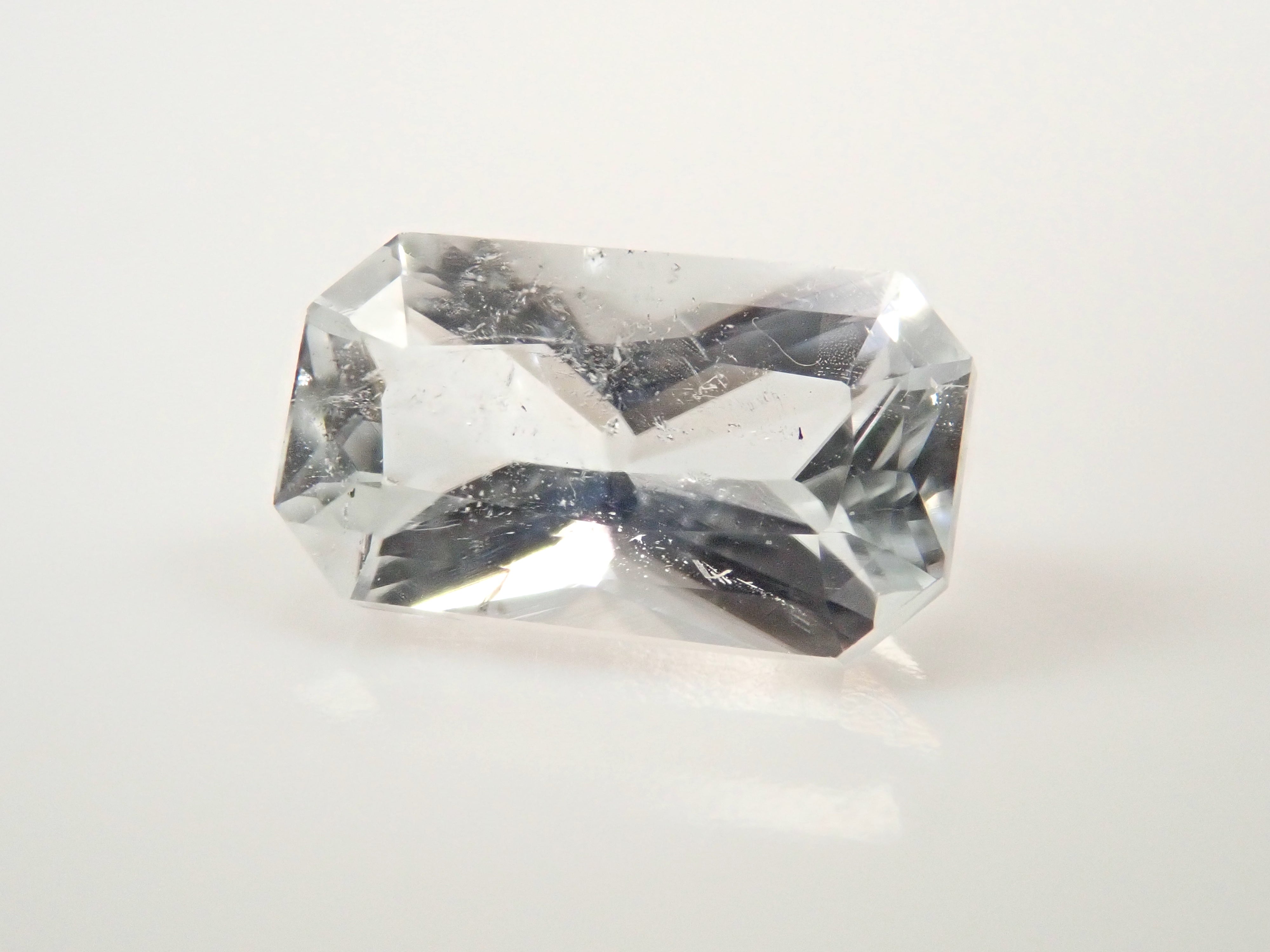 0.904ct Datolite, USA (Westfield, Manchester) Loose, with Japan-Germany certification