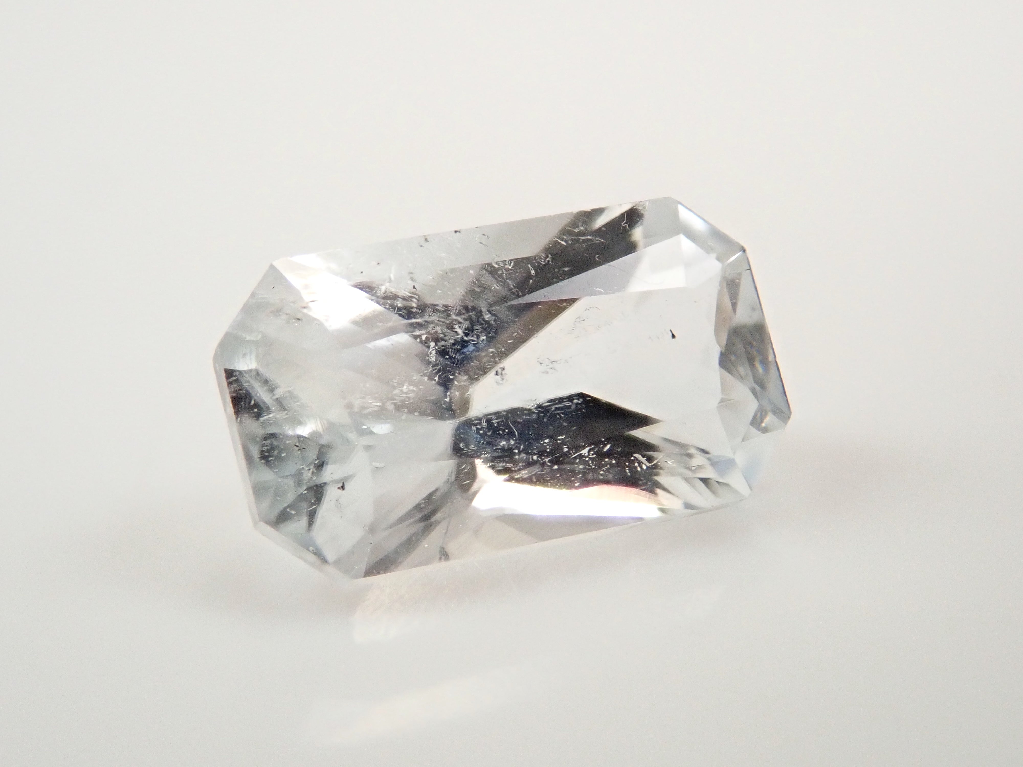 0.904ct Datolite, USA (Westfield, Manchester) Loose, with Japan-Germany certification