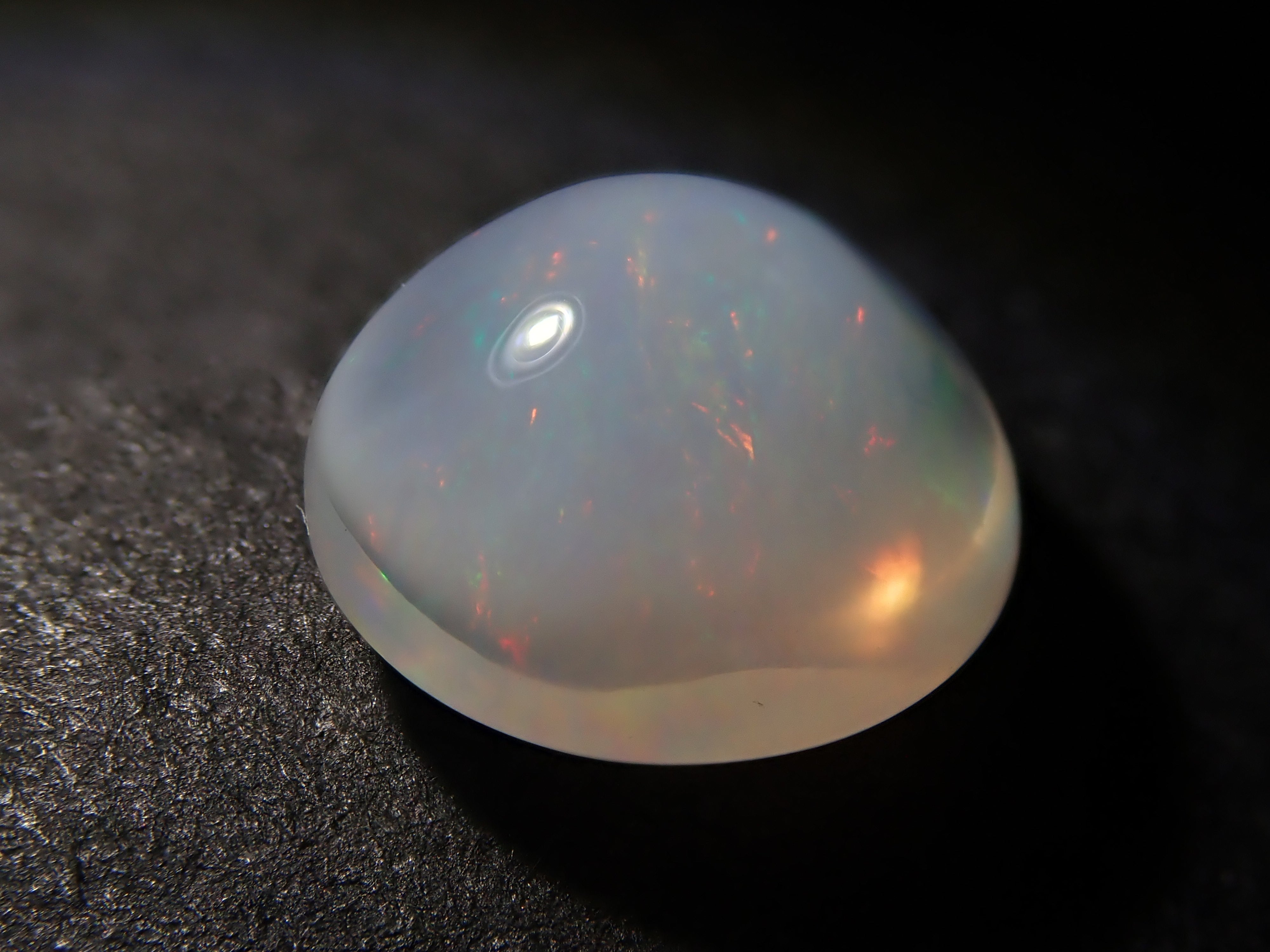 【12561999掲載】メキシコ産エッグインオパール 2.125ctルース