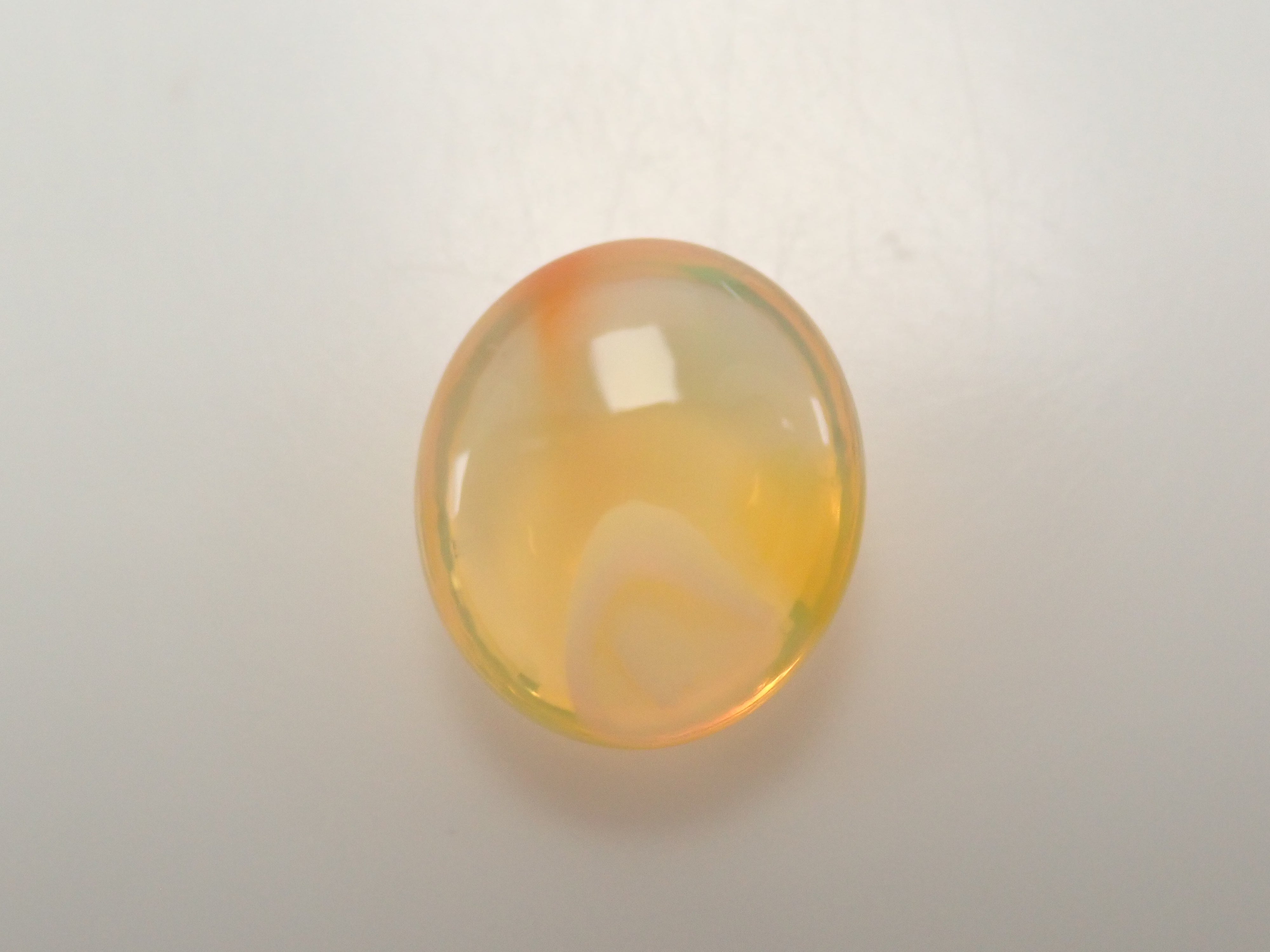 【12562000掲載】メキシコ産エッグインオパール 4.879ctルース